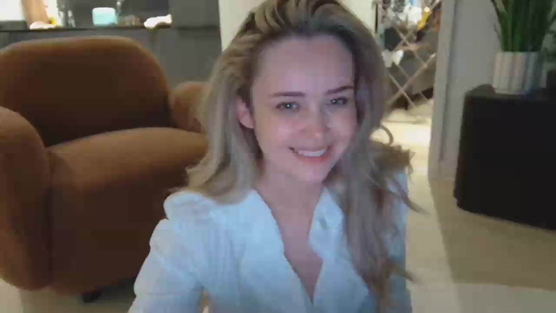 Gallery image thumbnail from lilprincess's myfreecams stream on, 05/16/2026, 22:36 image 10 of 20