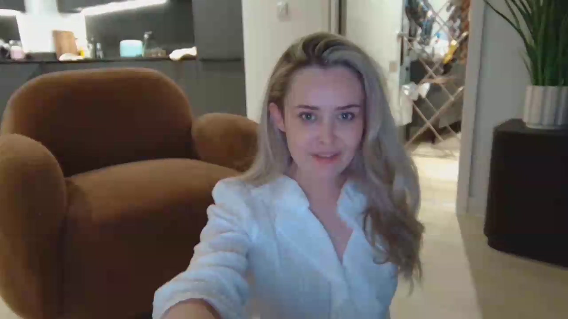 Gallery image thumbnail from lilprincess's myfreecams stream on, 05/16/2026, 22:36 image 6 of 20