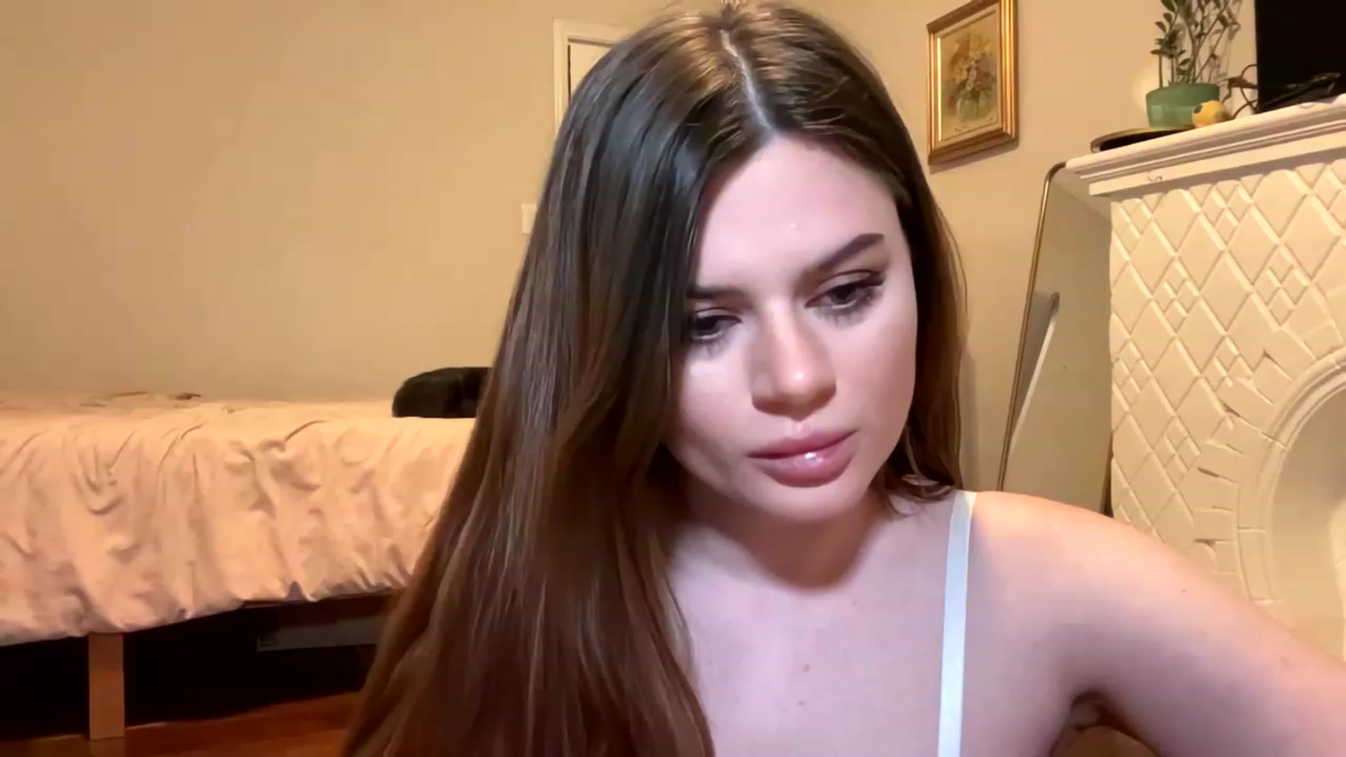 Gallery image thumbnail from lilsoftlace_'s myfreecams stream on, 04/04/2023, 03:07 image 1 of 20