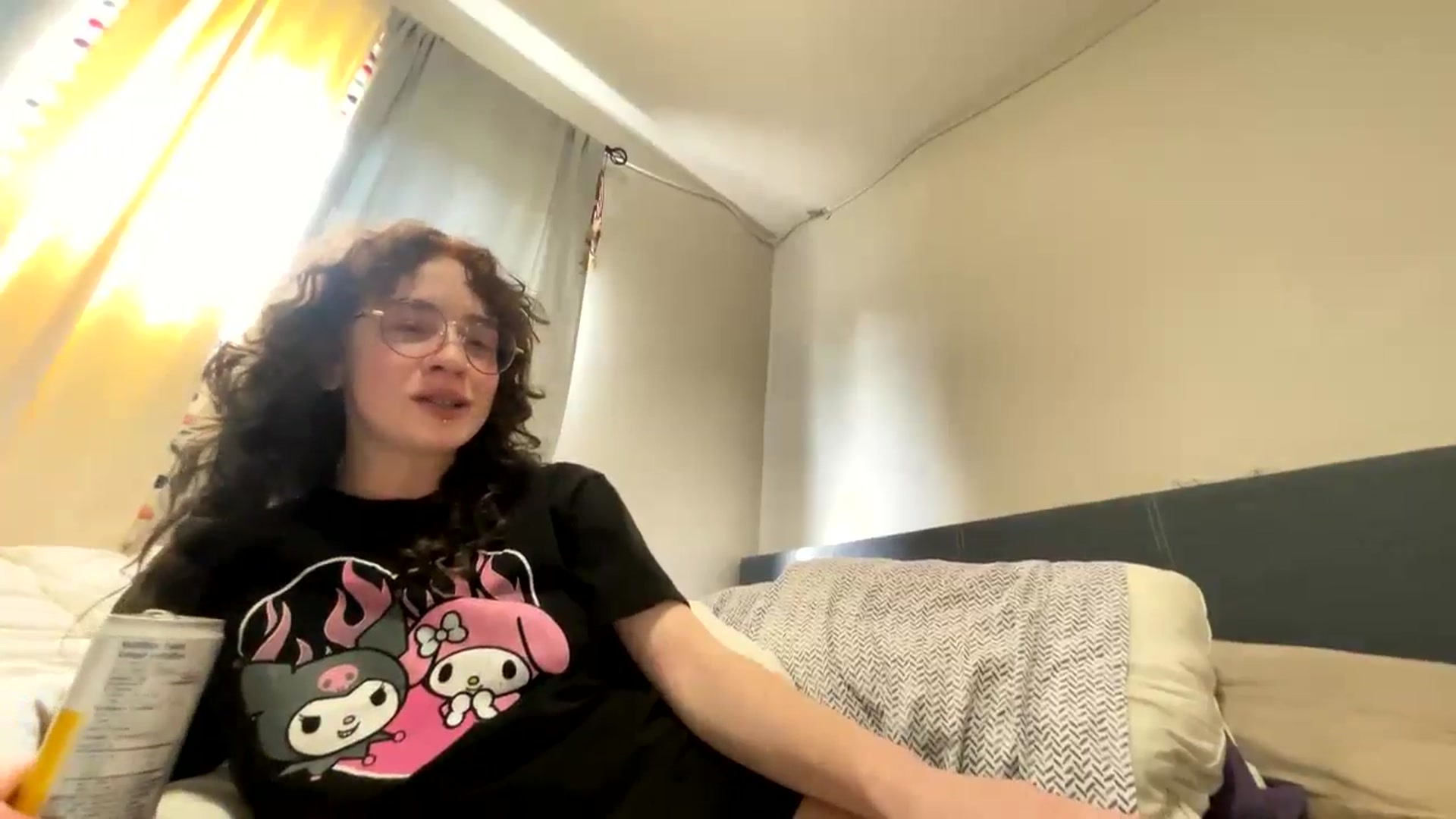 Gallery image thumbnail from lilstorm's myfreecams stream on, 05/18/2024, 13:29 image 8 of 20