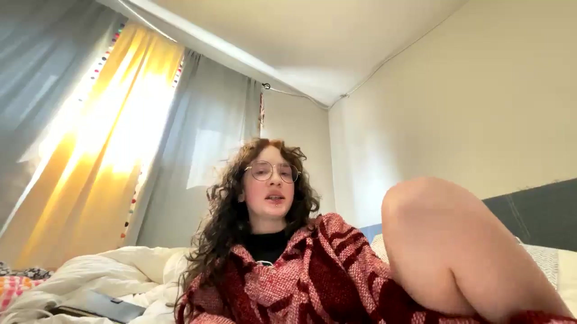 Gallery image thumbnail from lilstorm's myfreecams stream on, 05/18/2024, 13:29 image 17 of 20