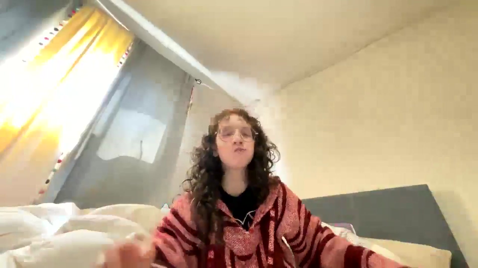 Gallery image thumbnail from lilstorm's myfreecams stream on, 05/18/2024, 15:15 image 5 of 20