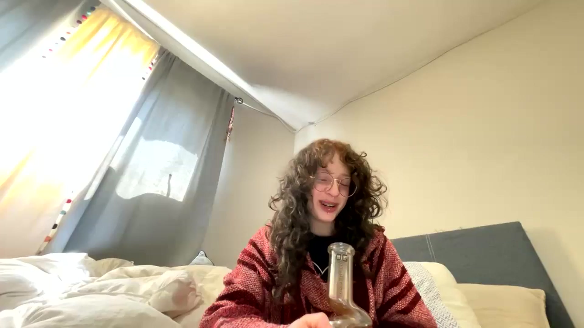 Gallery image thumbnail from lilstorm's myfreecams stream on, 05/18/2024, 15:15 image 20 of 20