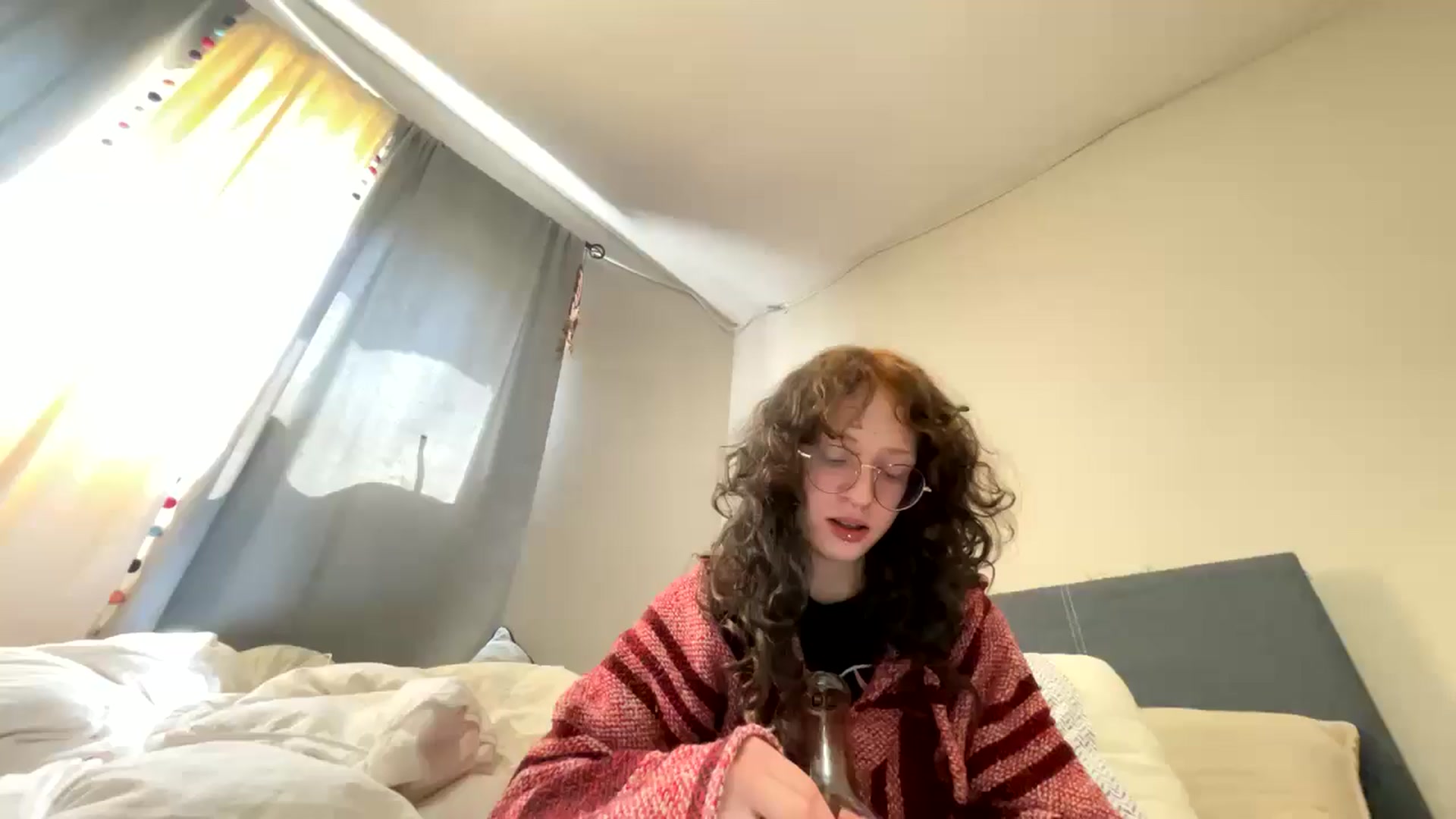 Gallery image thumbnail from lilstorm's myfreecams stream on, 05/18/2024, 15:15 image 19 of 20