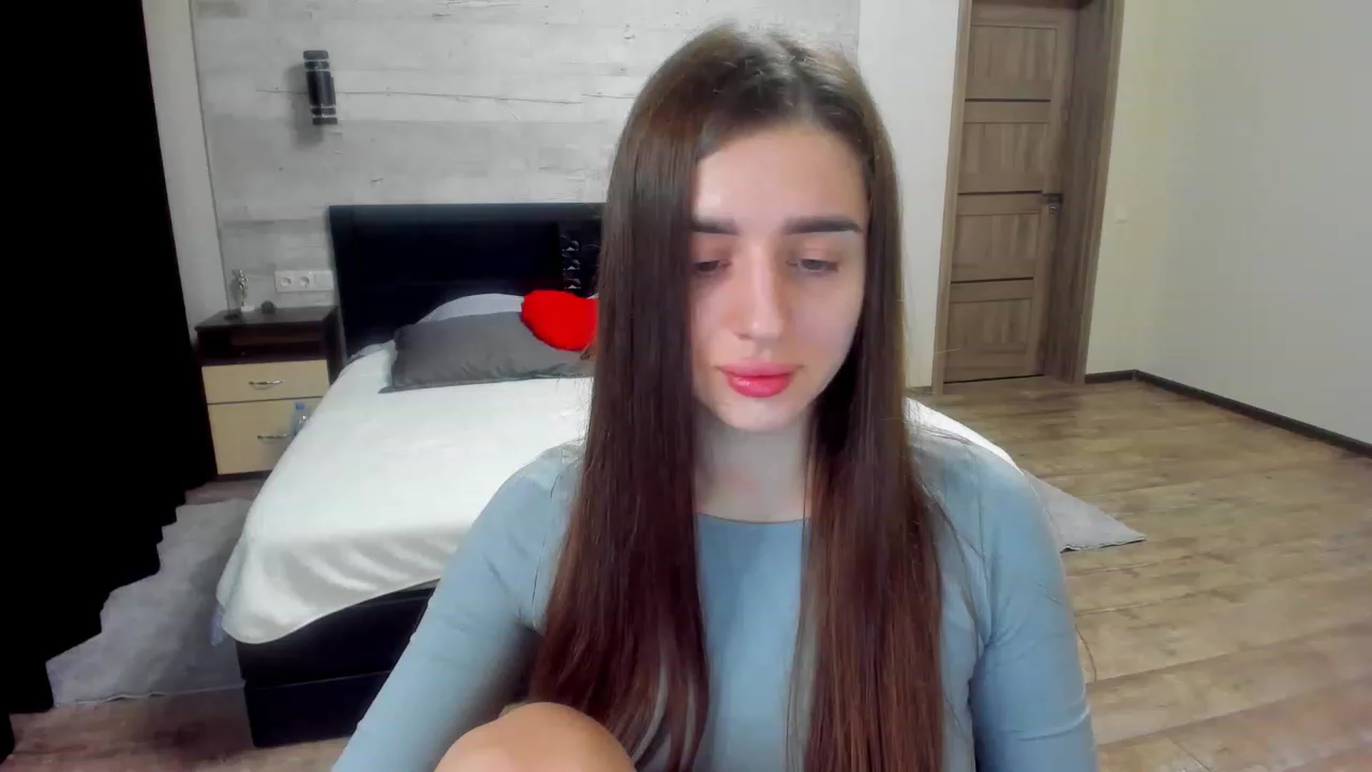 Gallery image thumbnail from lilydavra's myfreecams stream on, 02/28/2023, 23:36 image 2 of 20