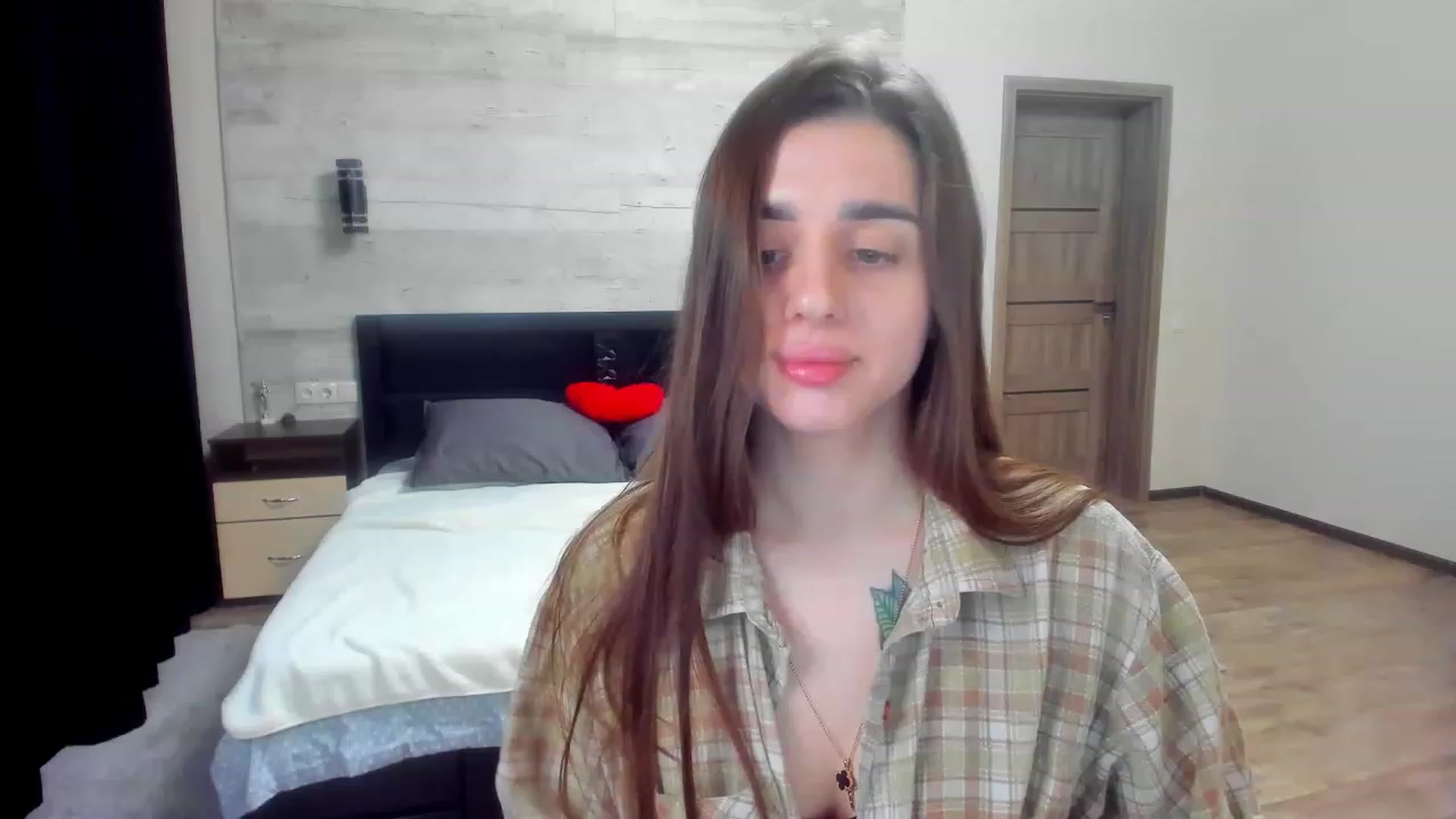 Gallery image thumbnail from lilydavra's myfreecams stream on, 03/13/2023, 23:04 image 20 of 20