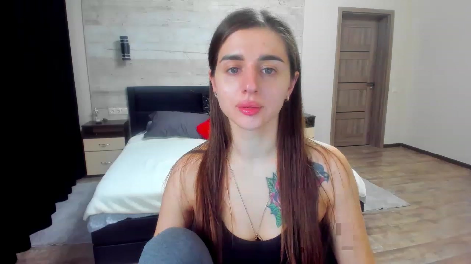 Gallery image thumbnail from lilydavra's myfreecams stream on, 03/21/2023, 22:43 image 11 of 20