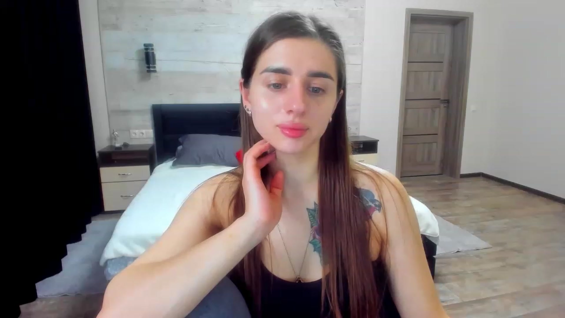 Gallery image thumbnail from lilydavra's myfreecams stream on, 03/21/2023, 22:43 image 12 of 20