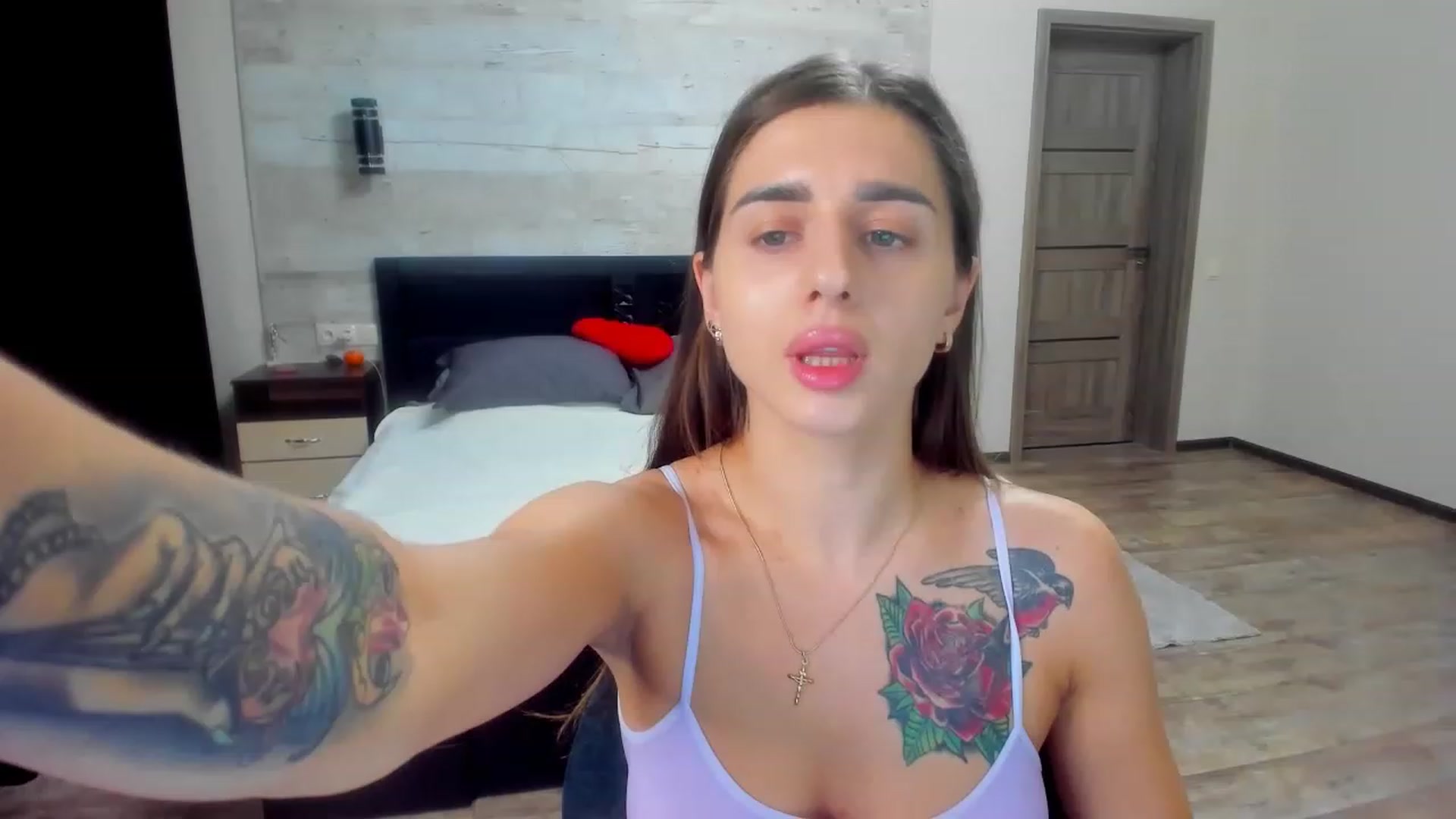 Gallery image thumbnail from lilydavra's myfreecams stream on, 04/16/2023, 20:22 image 9 of 20