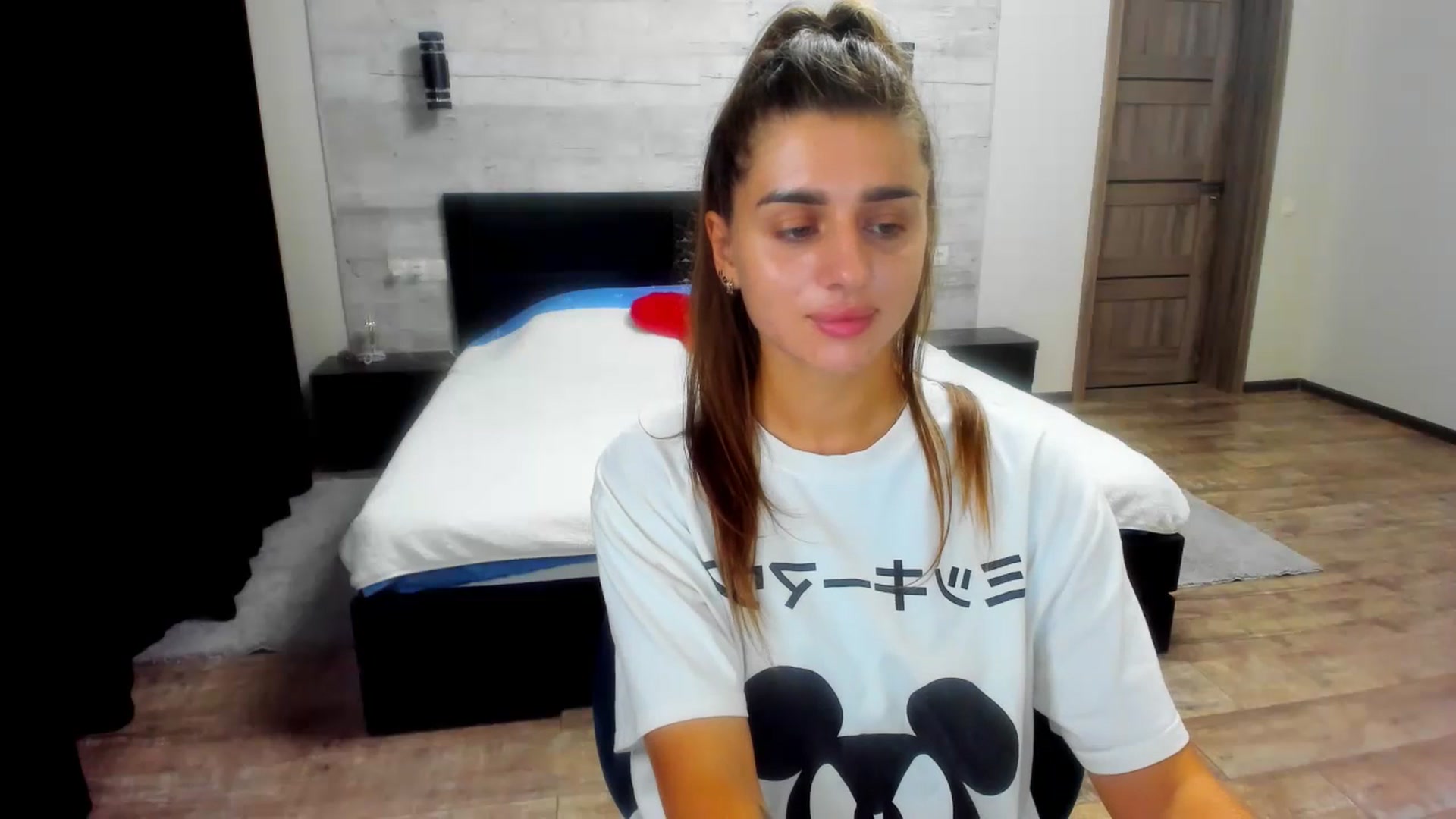 Gallery image thumbnail from lilydavra's myfreecams stream on, 07/20/2023, 23:54 image 20 of 20