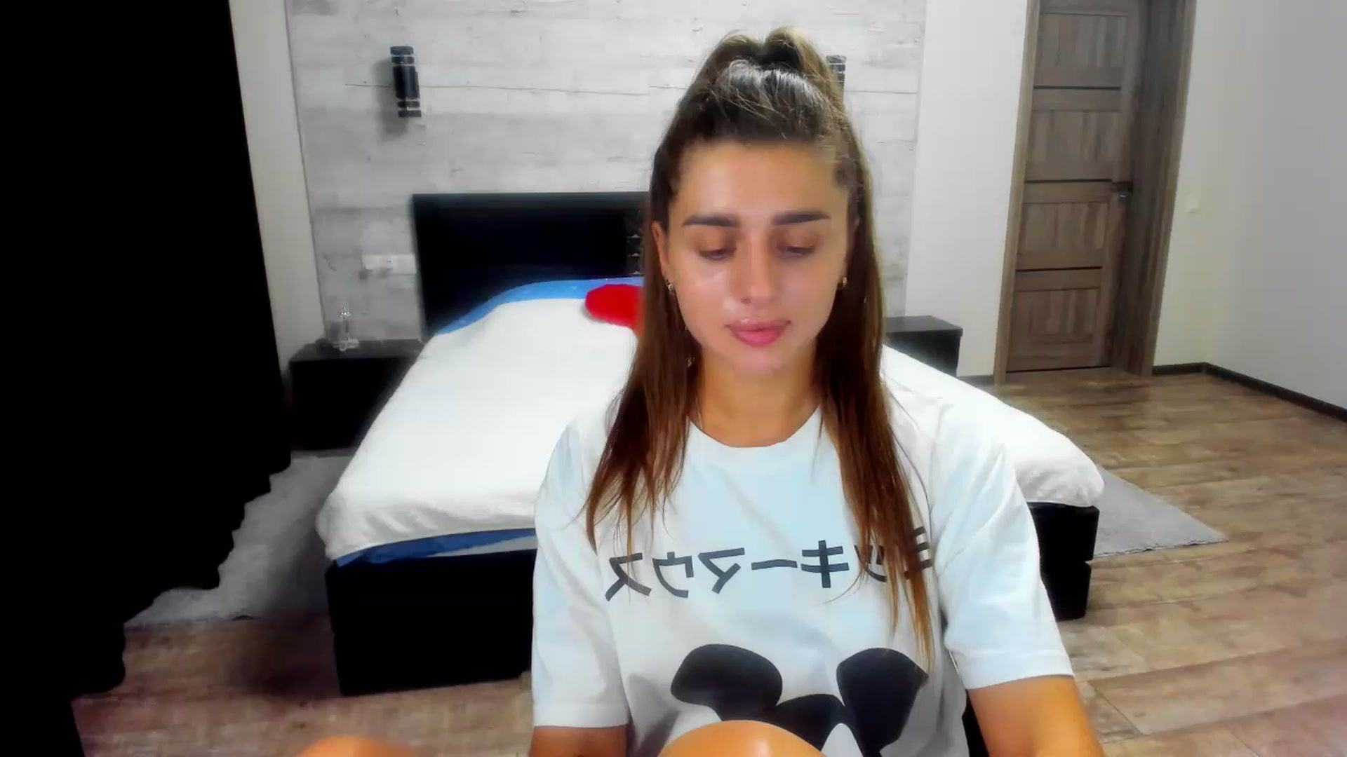 Gallery image thumbnail from lilydavra's myfreecams stream on, 07/20/2023, 23:54 image 11 of 20