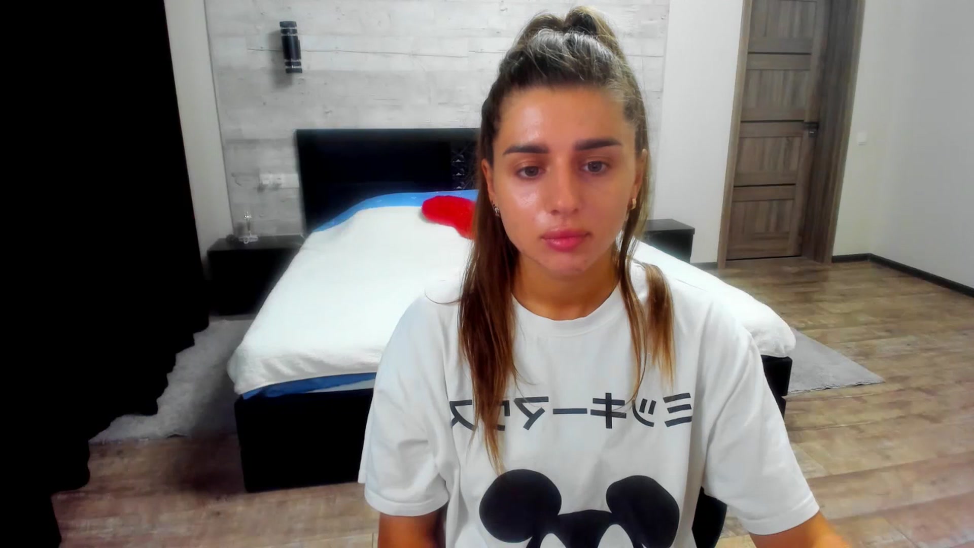 Gallery image thumbnail from lilydavra's myfreecams stream on, 07/20/2023, 23:54 image 18 of 20