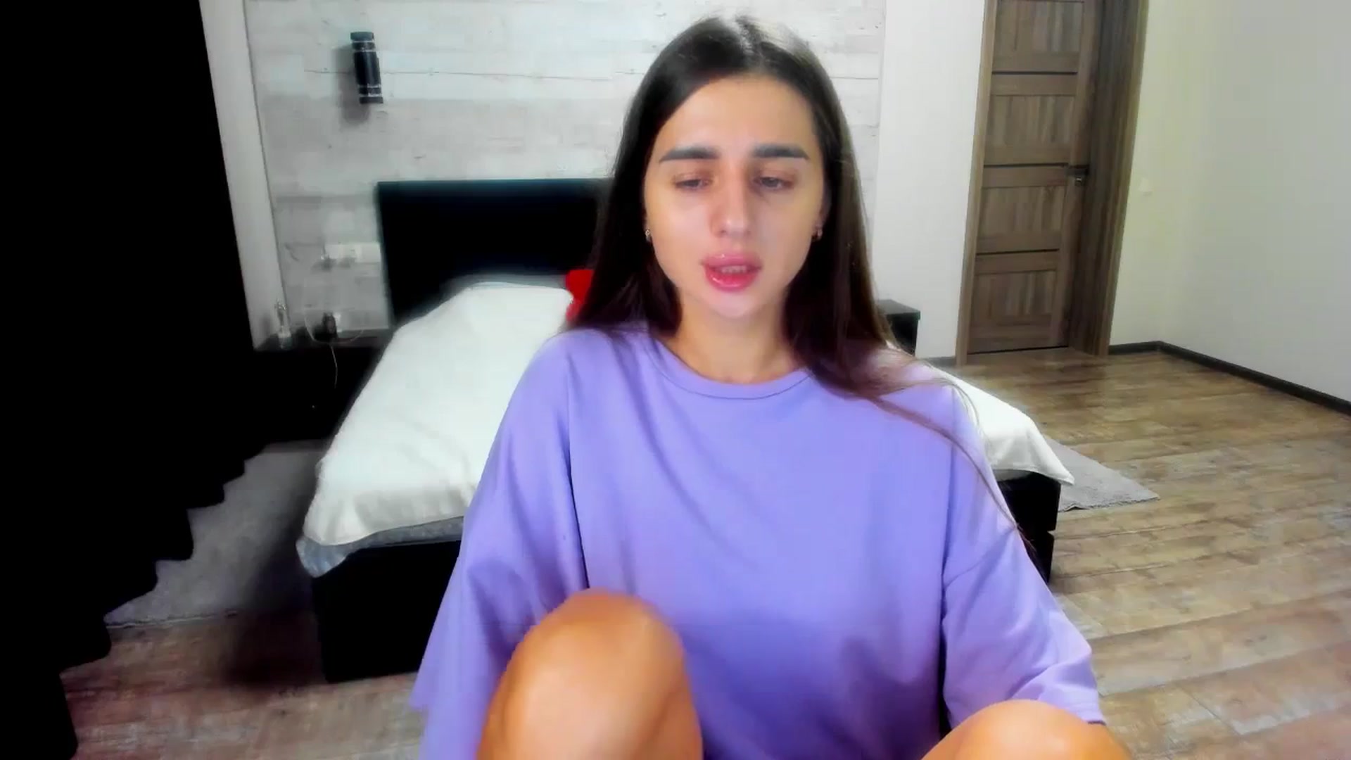 Gallery image thumbnail from lilydavra's myfreecams stream on, 10/20/2023, 19:48 image 4 of 20