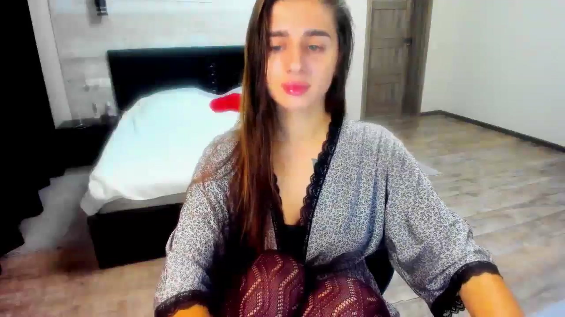 Gallery image thumbnail from lilydavra's myfreecams stream on, 11/08/2023, 18:08 image 2 of 20