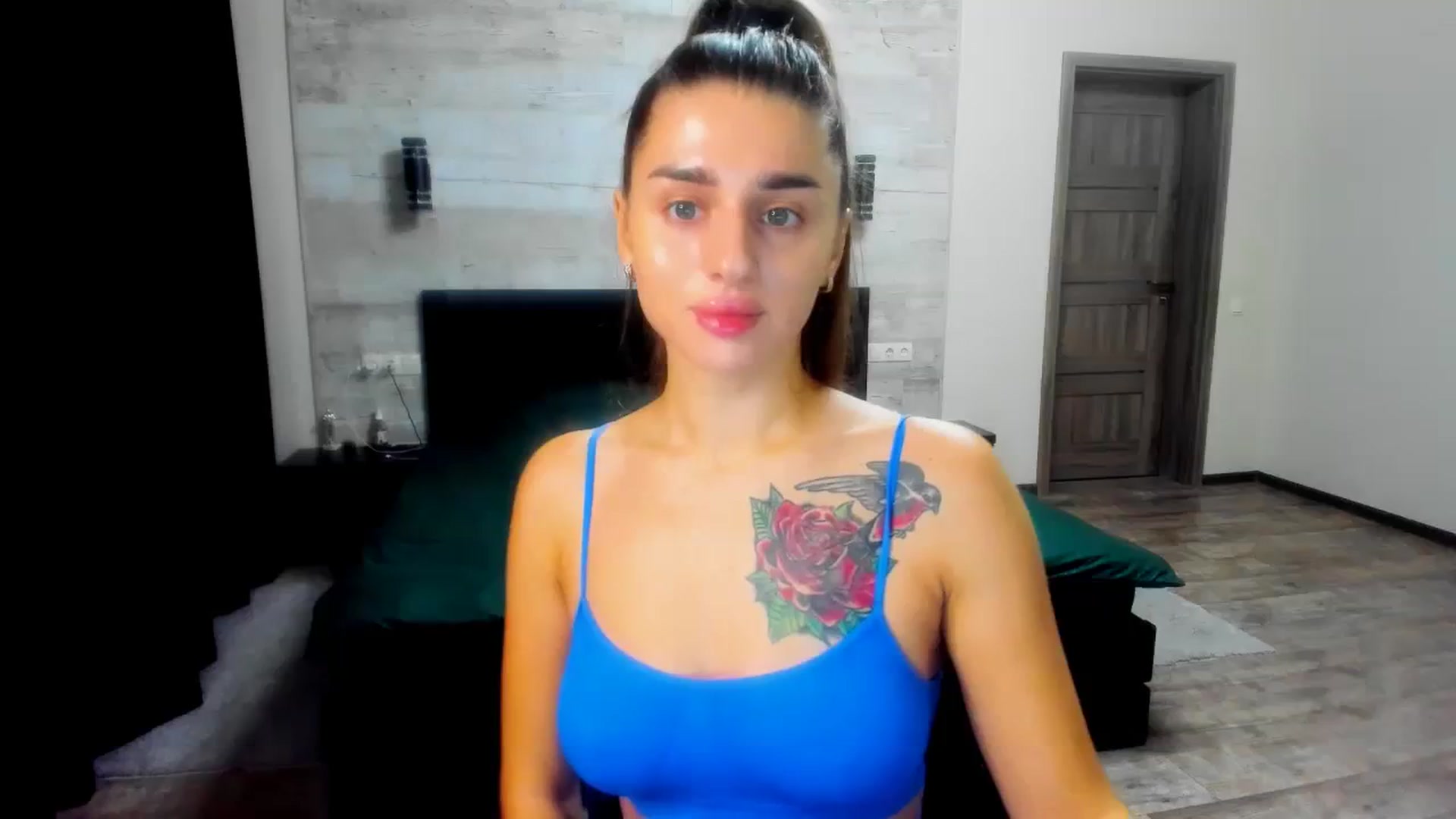 Gallery image thumbnail from lilydavra's myfreecams stream on, 12/02/2023, 13:19 image 1 of 20