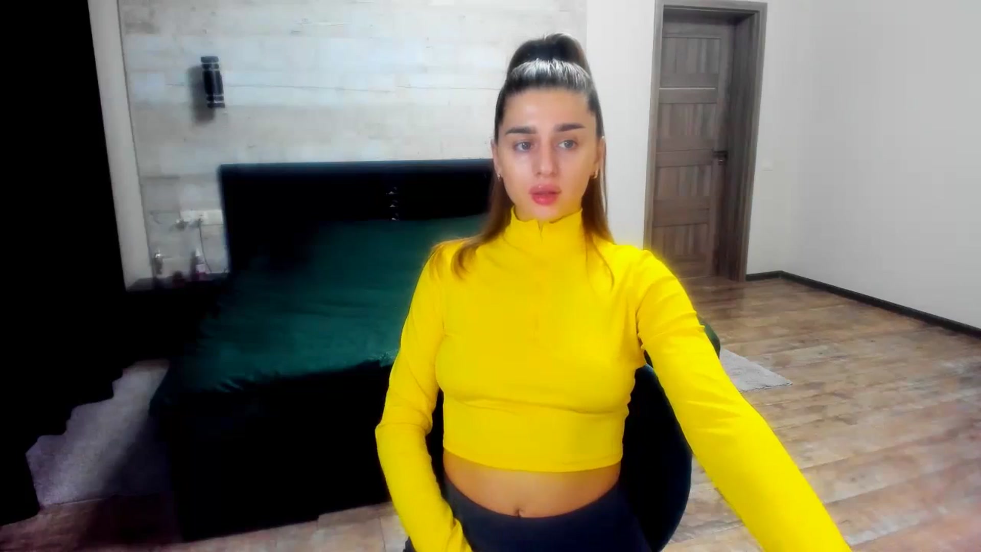 Gallery image thumbnail from lilydavra's myfreecams stream on, 12/11/2023, 16:42 image 10 of 20