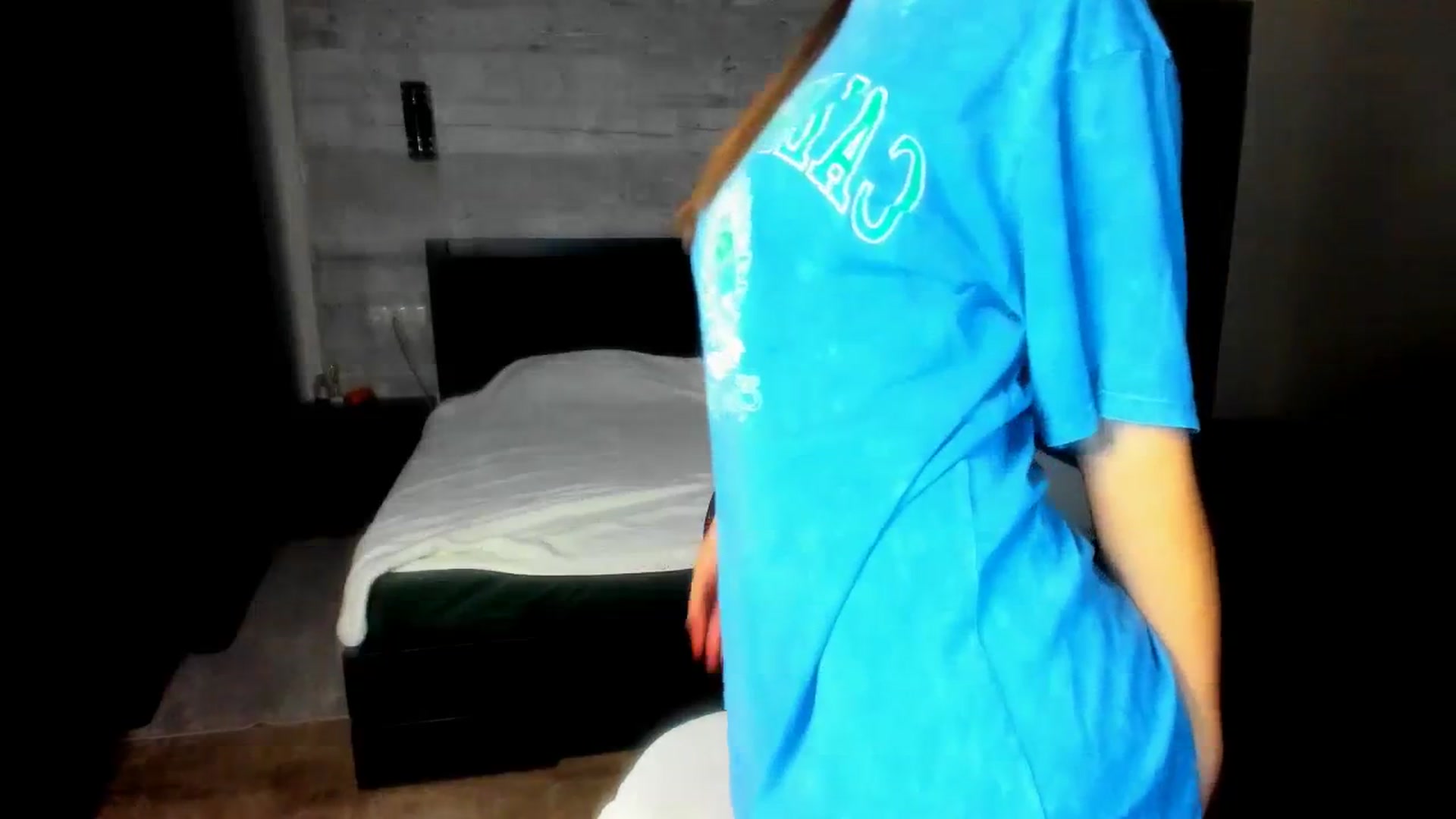 Gallery image thumbnail from lilydavra's myfreecams stream on, 12/26/2023, 21:59 image 18 of 20