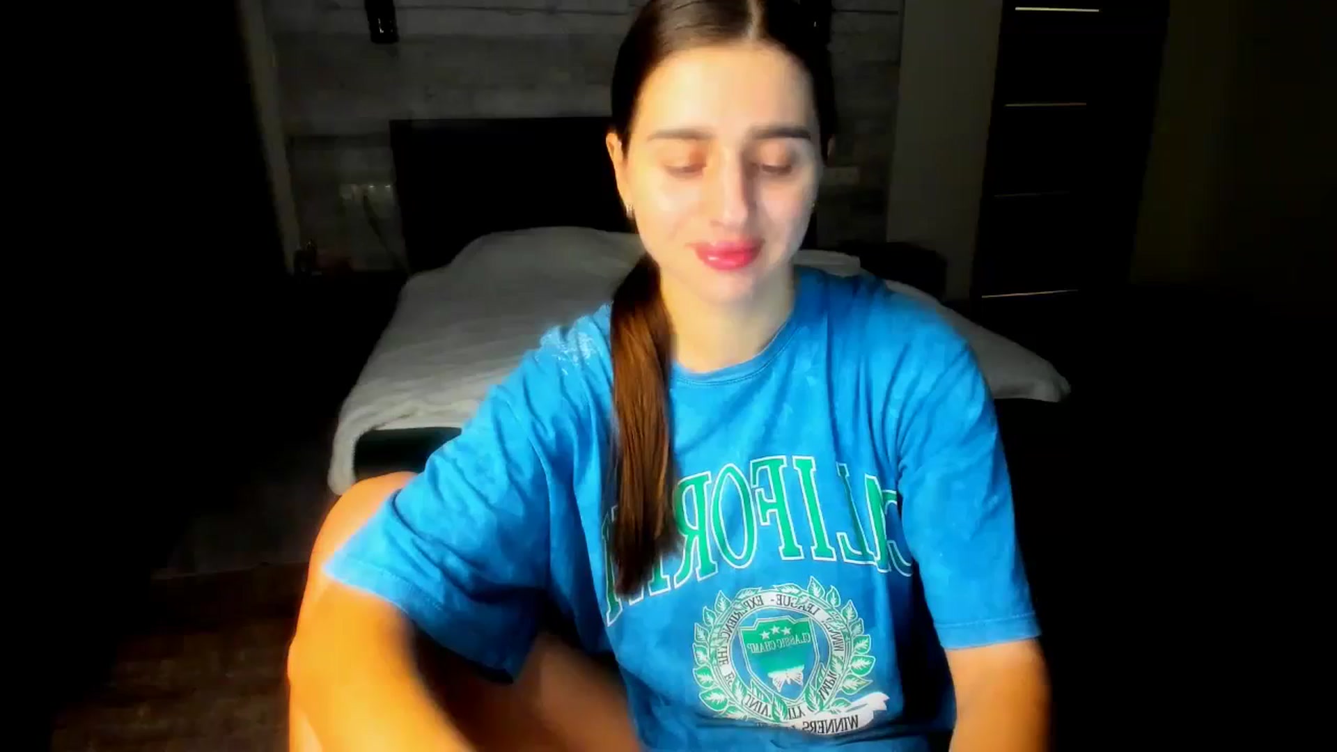 Gallery image thumbnail from lilydavra's myfreecams stream on, 12/26/2023, 21:59 image 1 of 20