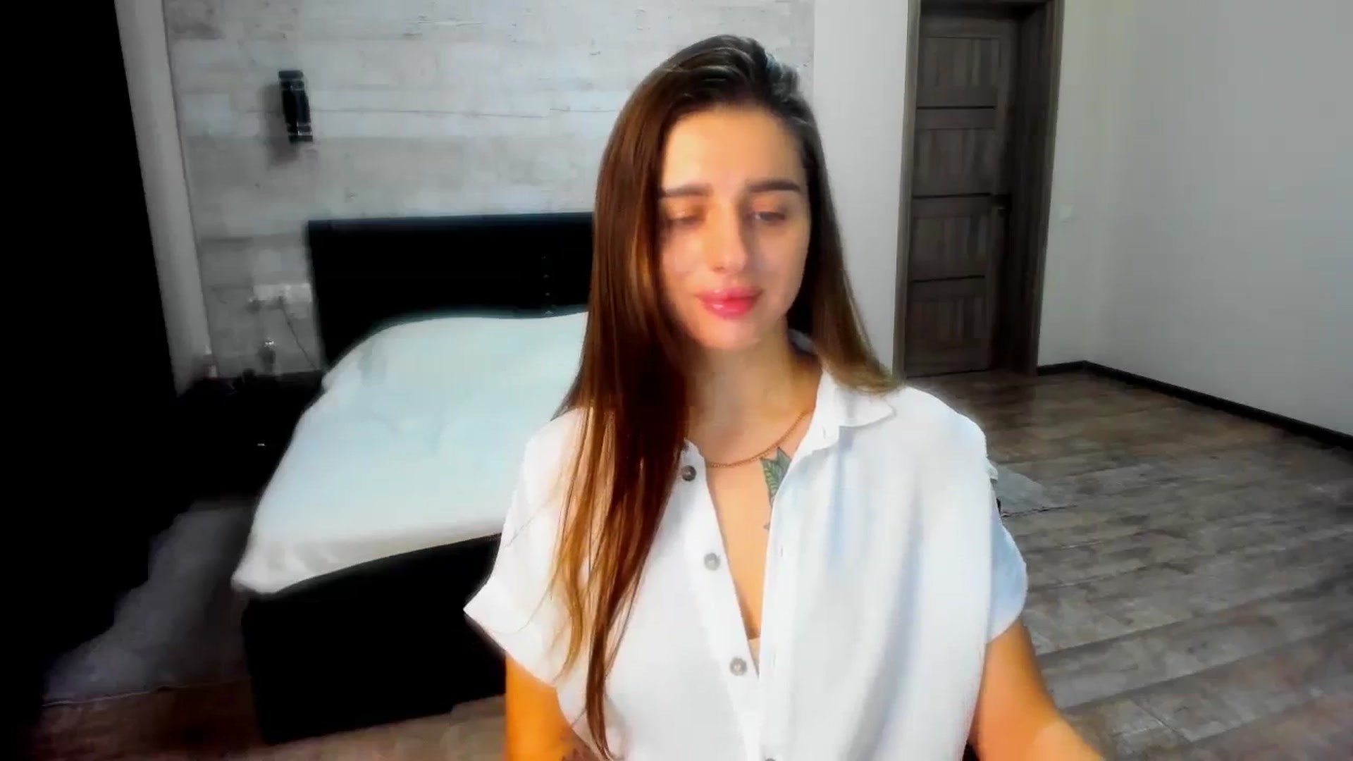 Gallery image thumbnail from lilydavra's myfreecams stream on, 01/04/2024, 17:02 image 8 of 20