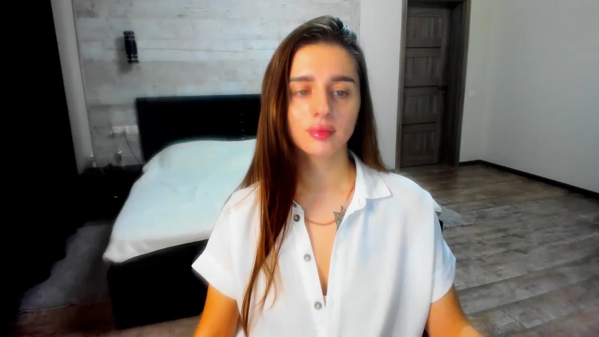 Gallery image thumbnail from lilydavra's myfreecams stream on, 01/04/2024, 17:02 image 5 of 20