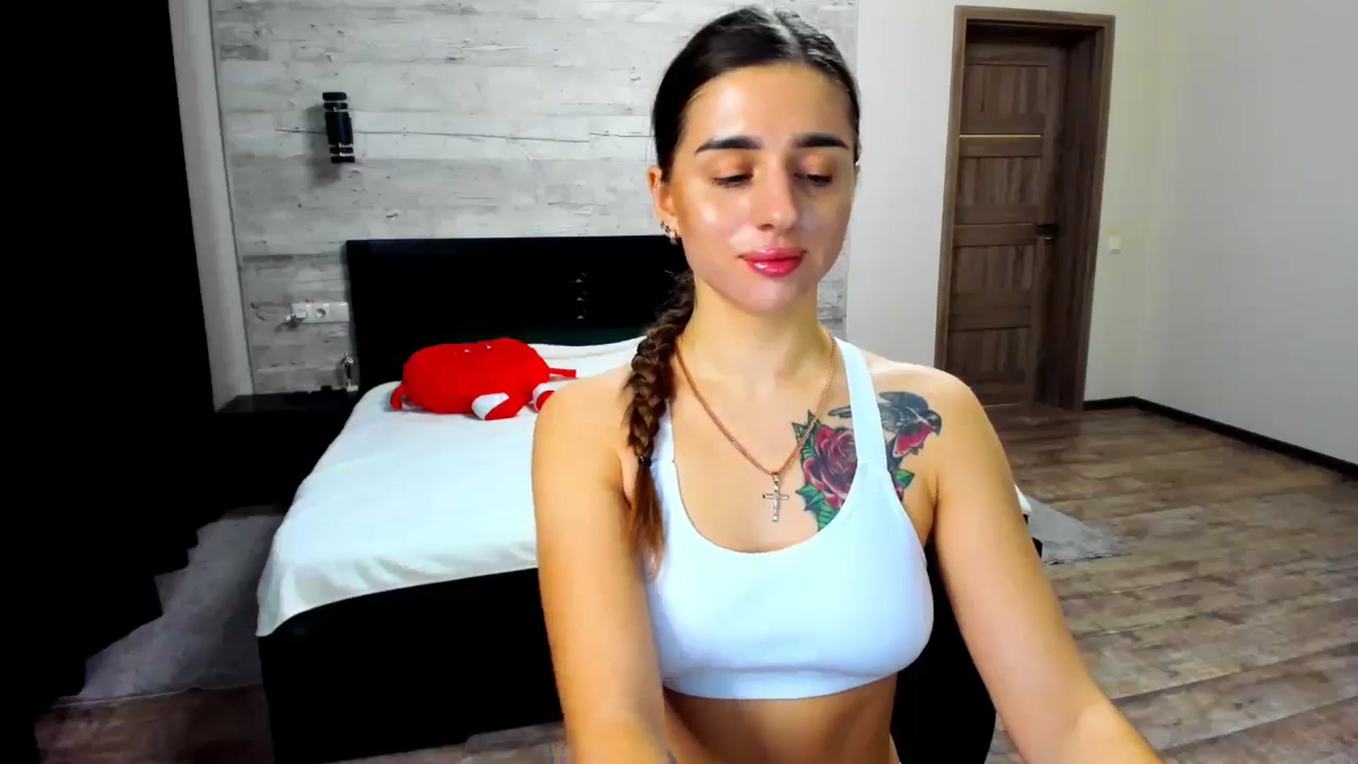 Gallery image thumbnail from lilydavra's myfreecams stream on, 02/16/2024, 23:11 image 14 of 20