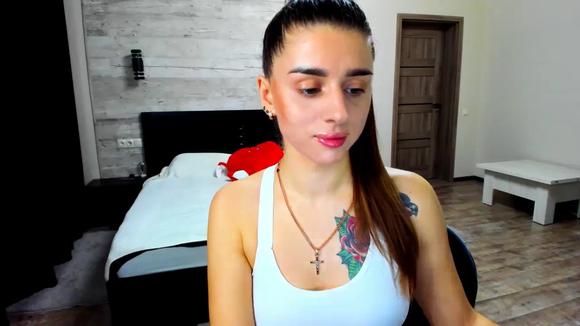 Gallery image thumbnail from lilydavra's myfreecams stream on, 02/19/2024, 22:05 image 20 of 20