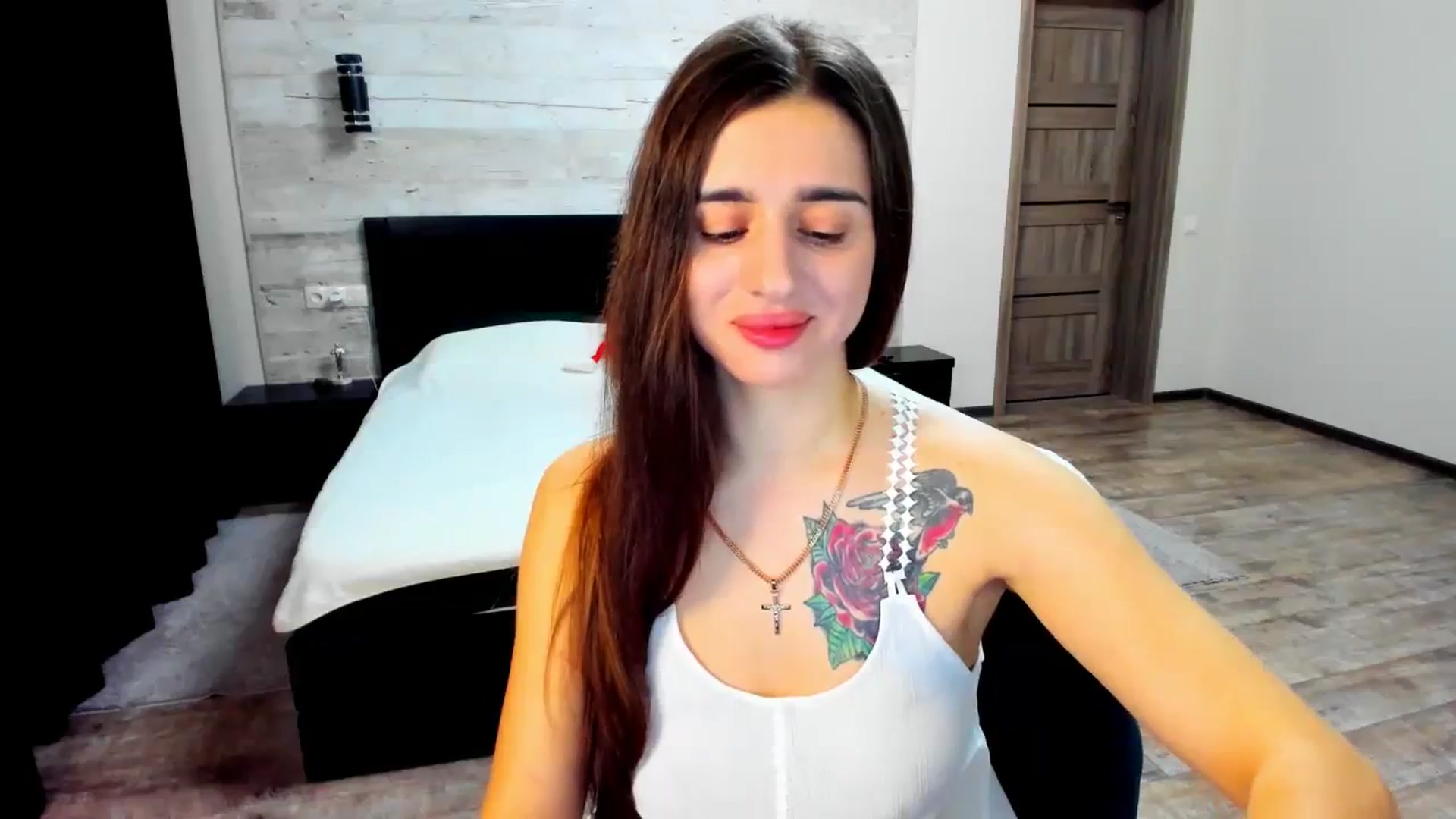 Gallery image thumbnail from lilydavra's myfreecams stream on, 03/10/2024, 21:34 image 10 of 20