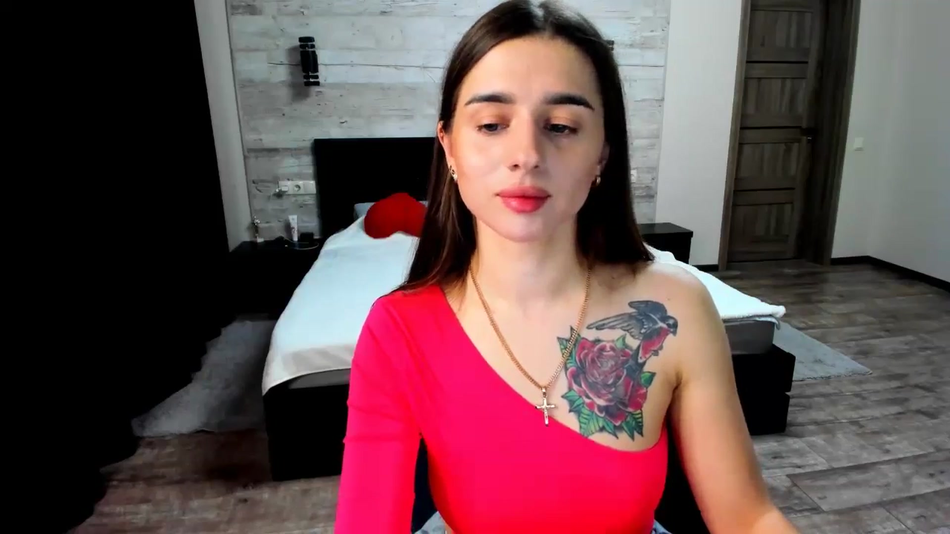 Gallery image thumbnail from lilydavra's myfreecams stream on, 05/08/2024, 20:38 image 16 of 20