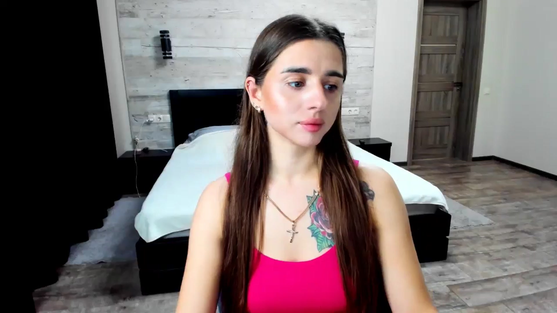 Gallery image thumbnail from lilydavra's myfreecams stream on, 06/10/2024, 20:45 image 2 of 20