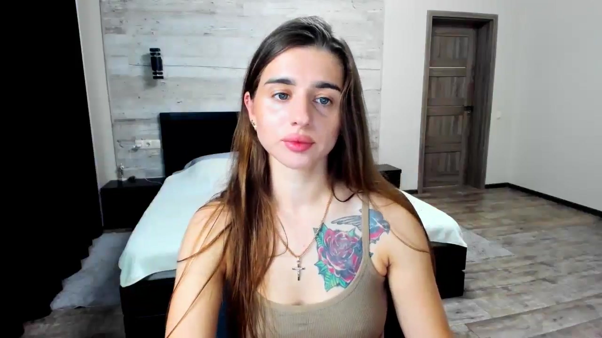 Gallery image thumbnail from lilydavra's myfreecams stream on, 06/12/2024, 21:50 image 5 of 20