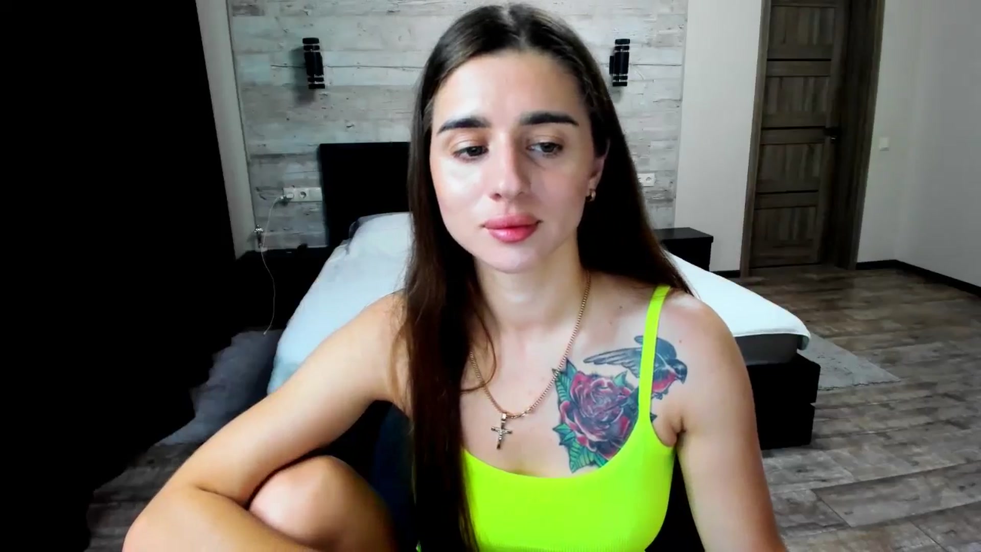 Gallery image thumbnail from lilydavra's myfreecams stream on, 06/15/2024, 22:03 image 4 of 20