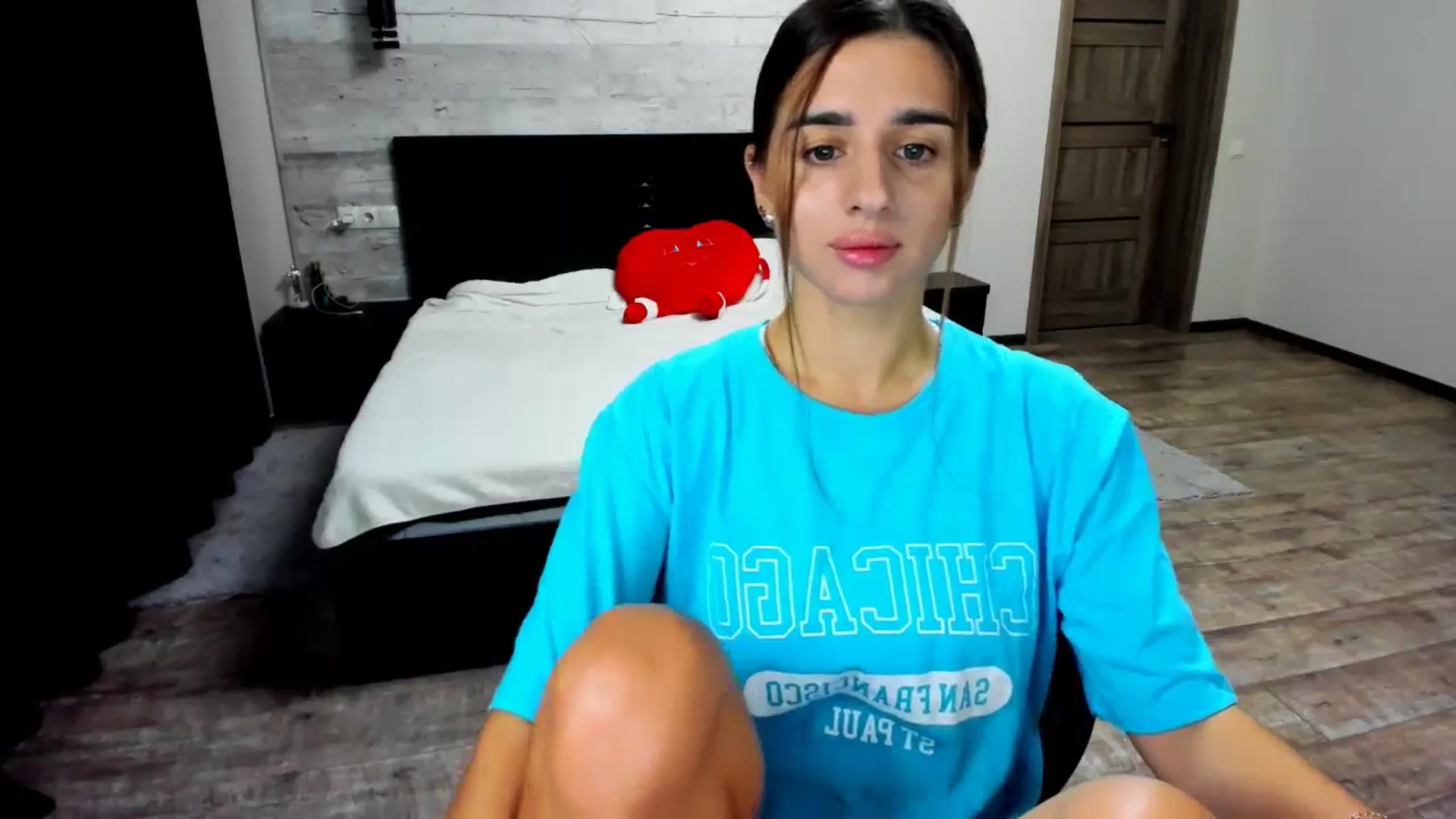 Gallery image thumbnail from lilydavra's myfreecams stream on, 06/28/2024, 22:49 image 5 of 20