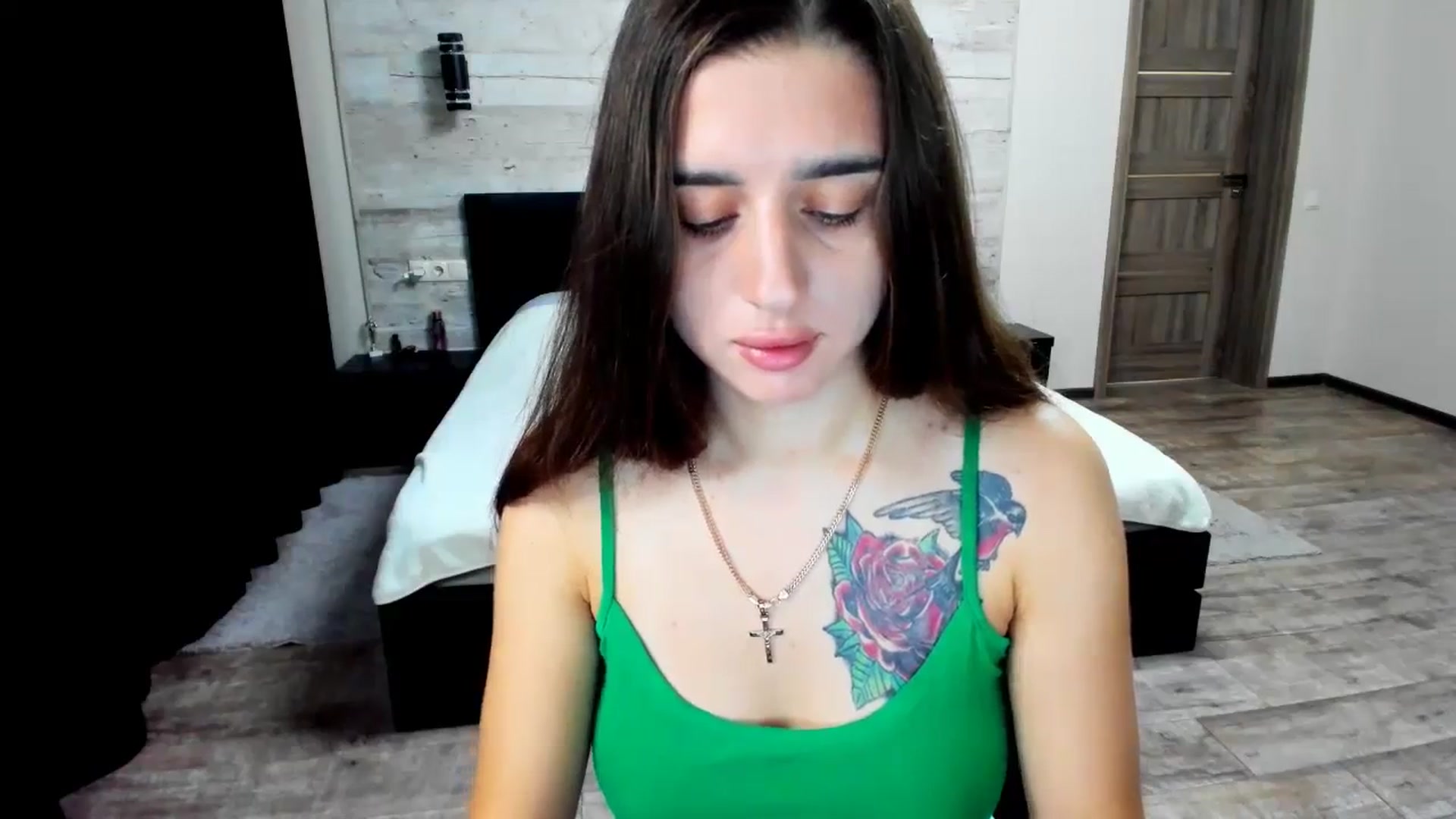 Gallery image thumbnail from lilydavra's myfreecams stream on, 07/16/2024, 23:23 image 12 of 20