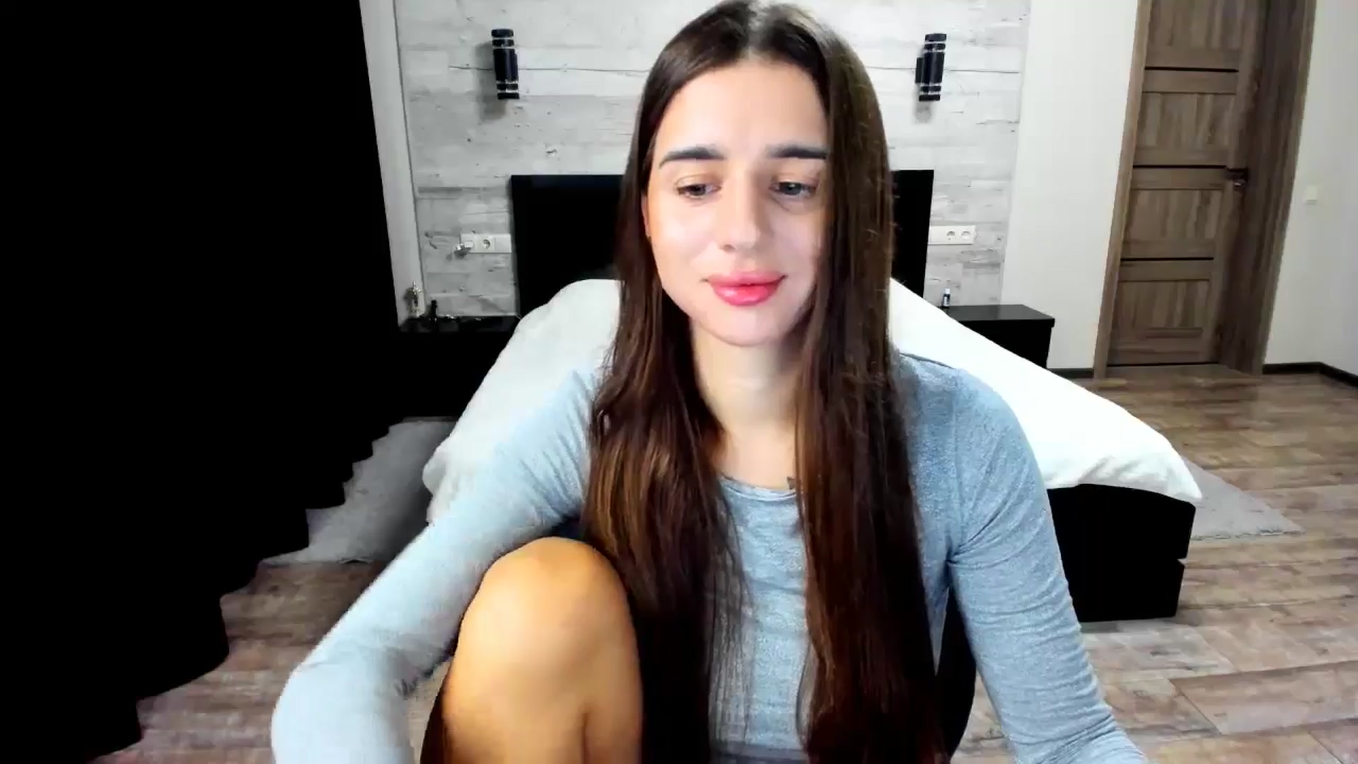 Gallery image thumbnail from lilydavra's myfreecams stream on, 07/26/2024, 21:01 image 17 of 20