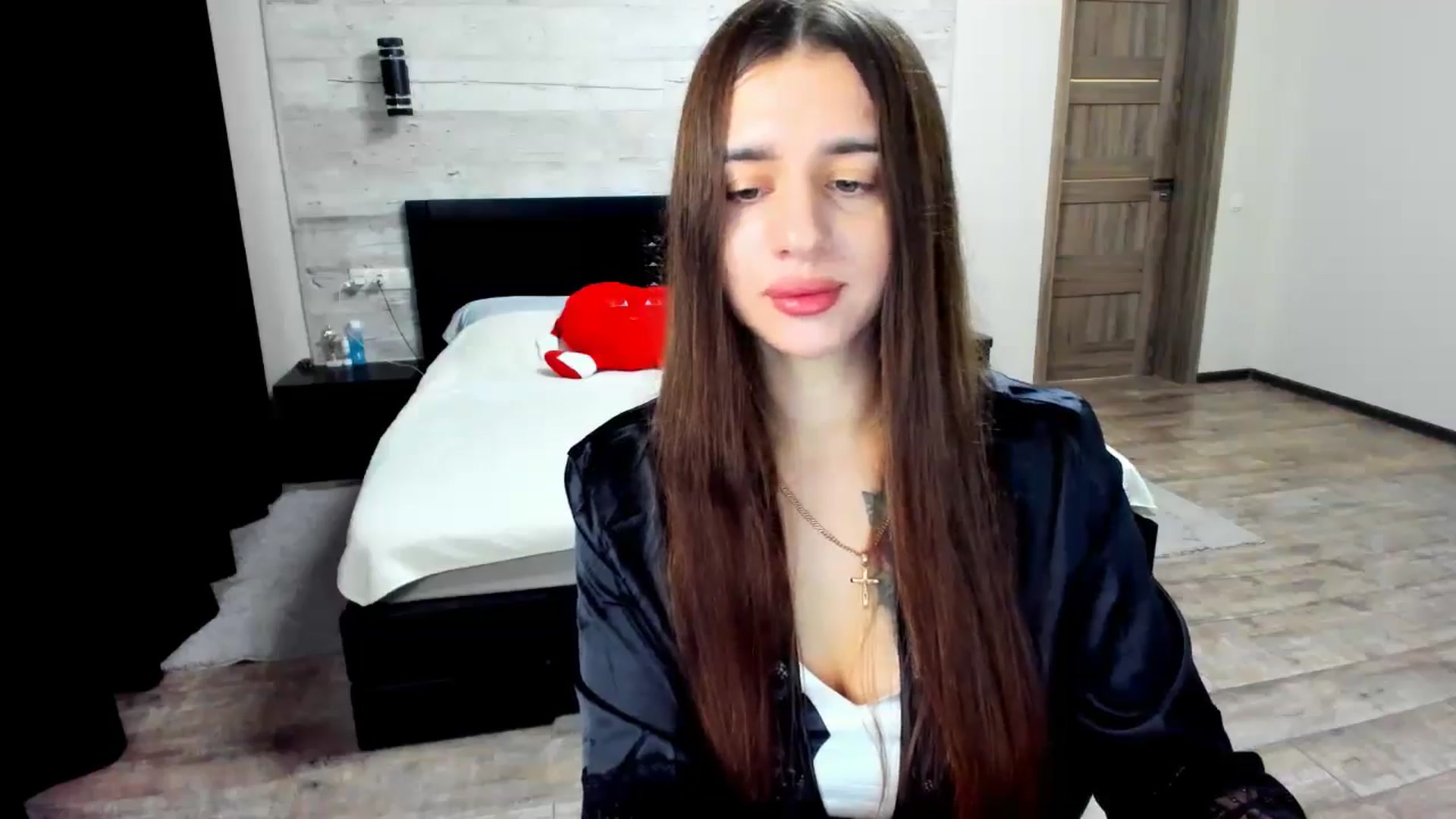 Gallery image thumbnail from lilydavra's myfreecams stream on, 09/17/2024, 06:06 image 17 of 20