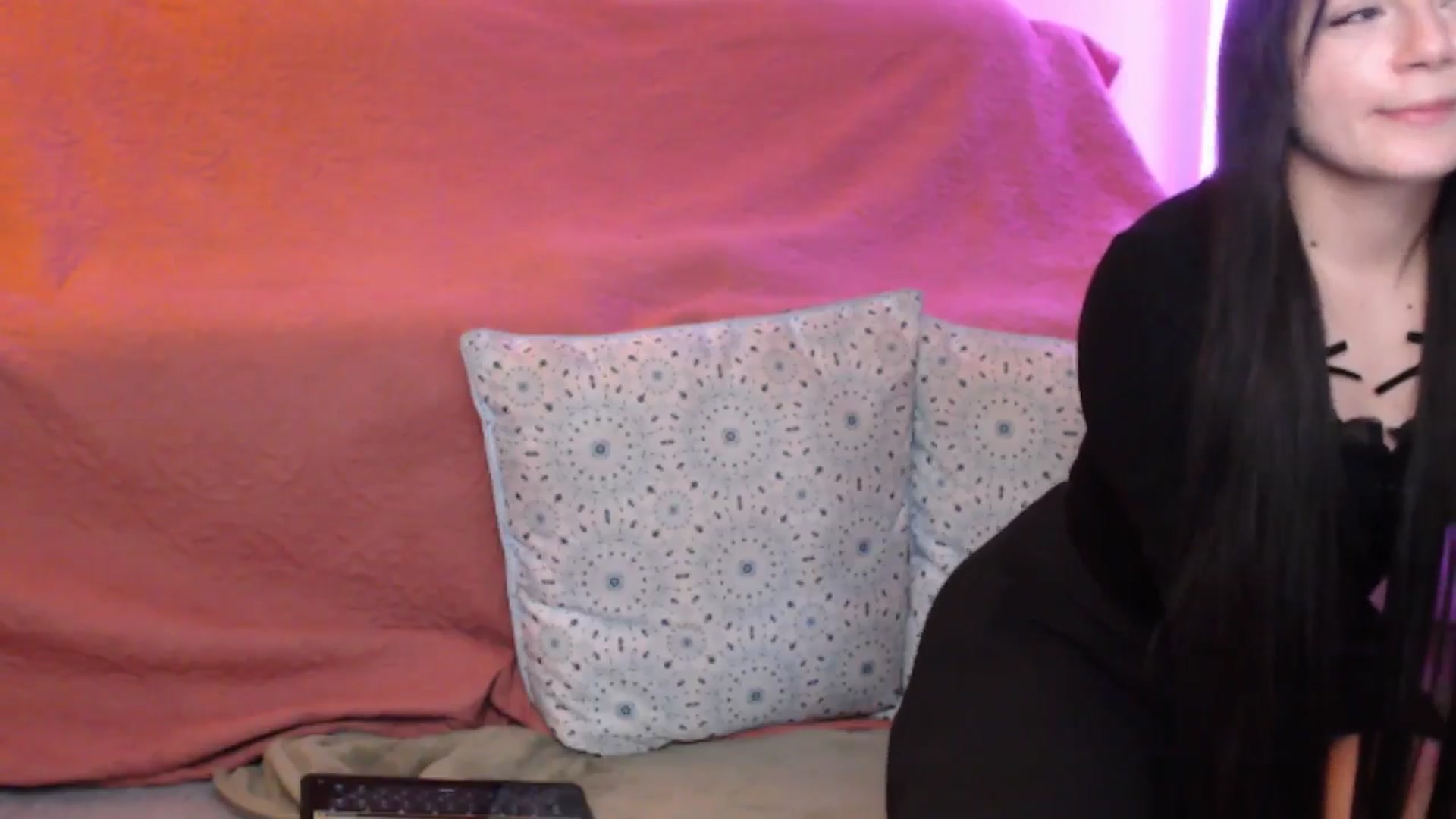 Gallery image thumbnail from lilynovak's myfreecams stream on, 07/17/2025, 10:05 image 13 of 20