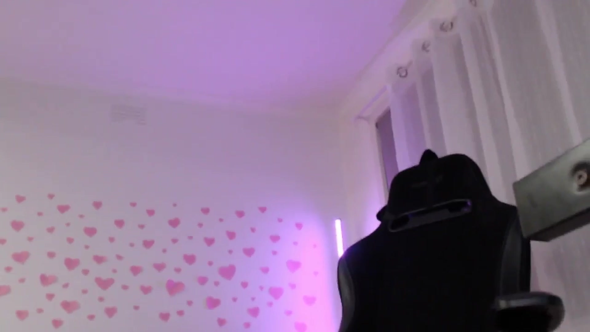 Gallery image thumbnail from lilynovak's myfreecams stream on, 09/10/2025, 09:48 image 10 of 20