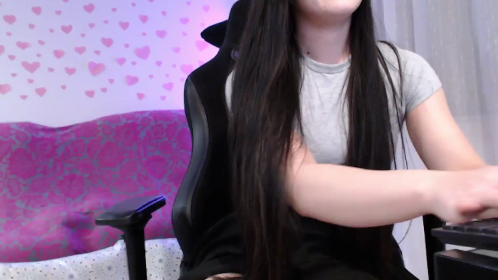 Gallery image thumbnail from lilynovak's myfreecams stream on, 09/13/2025, 10:17 image 12 of 20