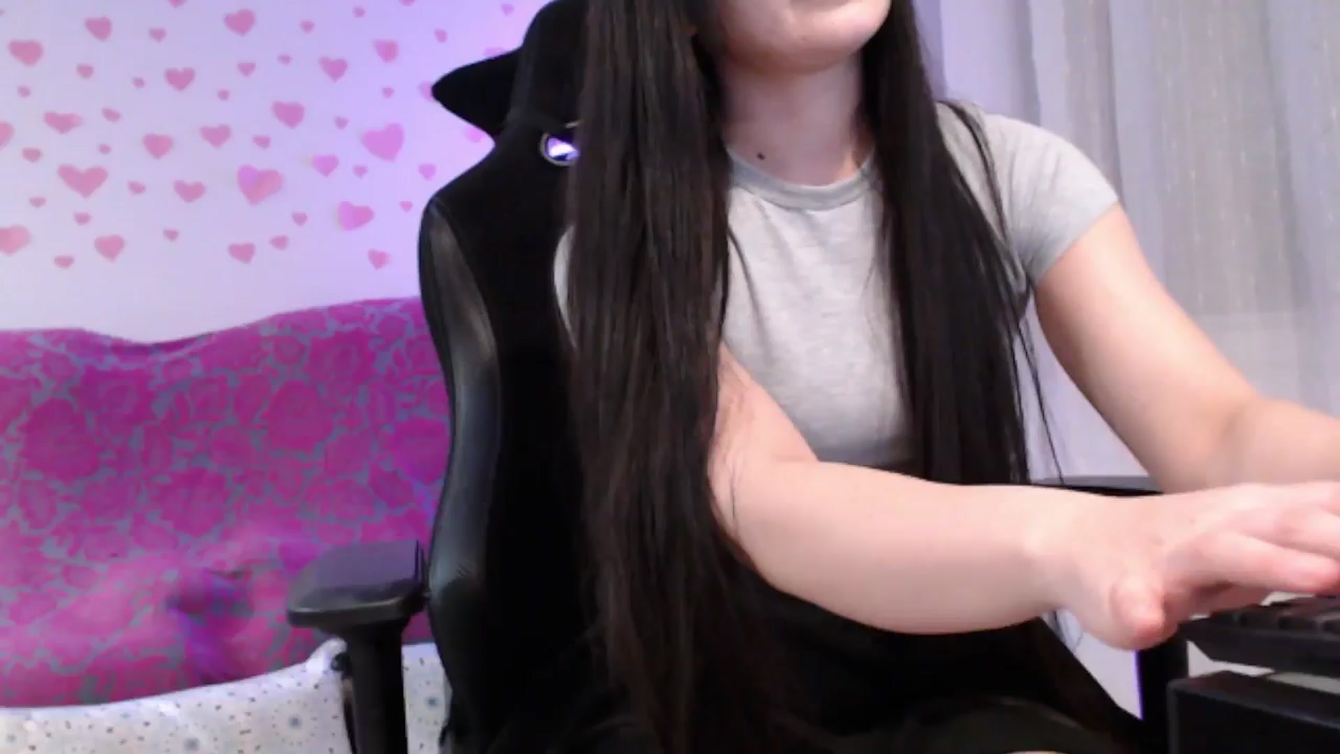 Gallery image thumbnail from lilynovak's myfreecams stream on, 09/13/2025, 10:17 image 17 of 20