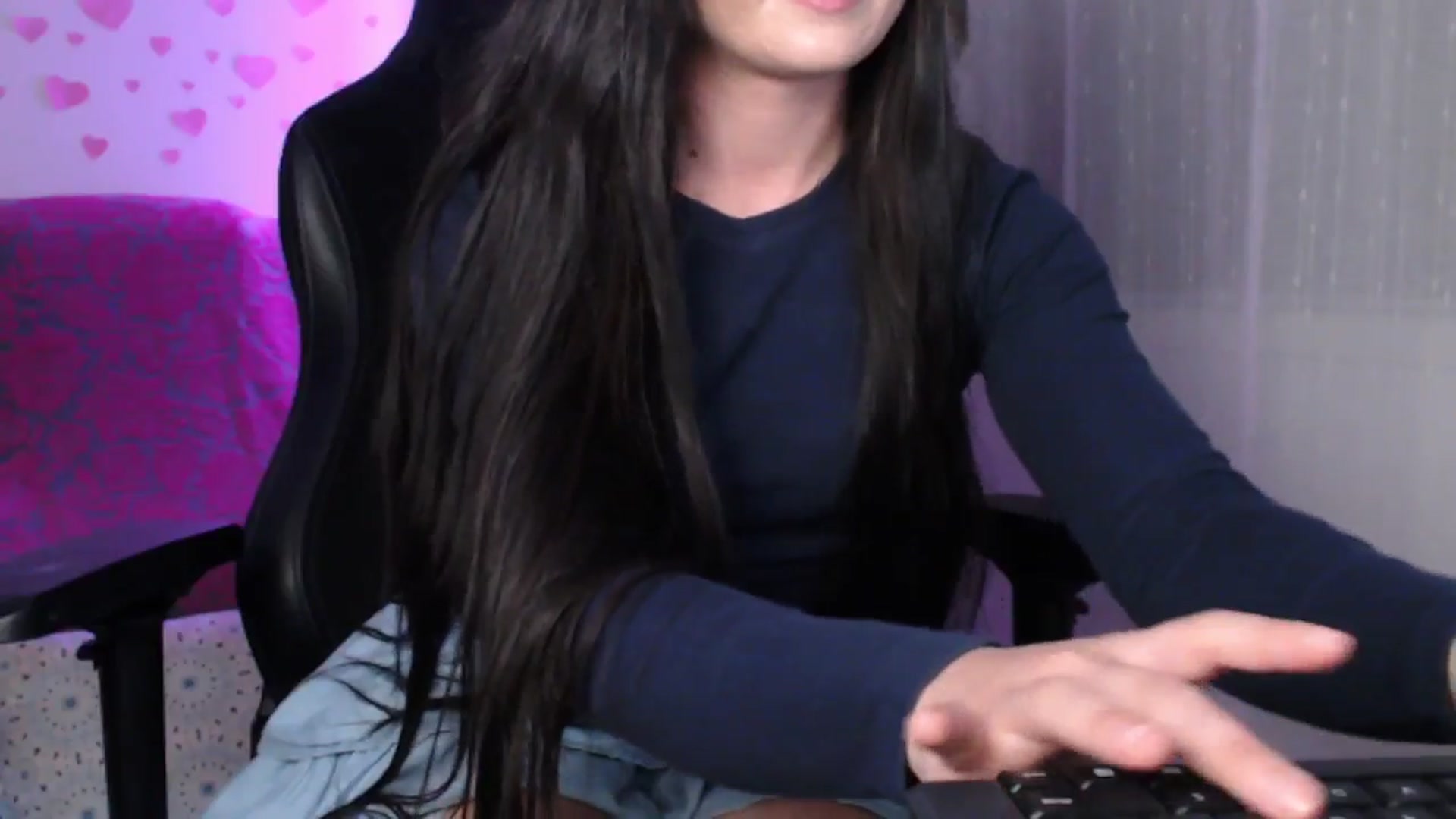 Gallery image thumbnail from lilynovak's myfreecams stream on, 11/16/2025, 08:51 image 9 of 20