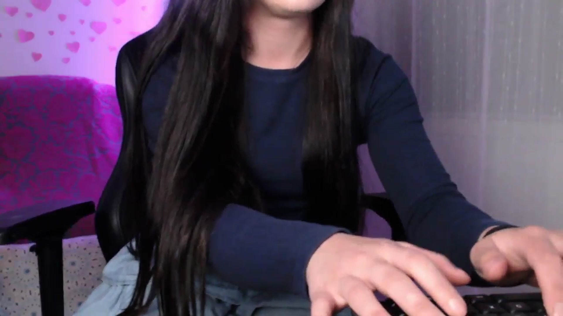 Gallery image thumbnail from lilynovak's myfreecams stream on, 11/16/2025, 08:51 image 15 of 20