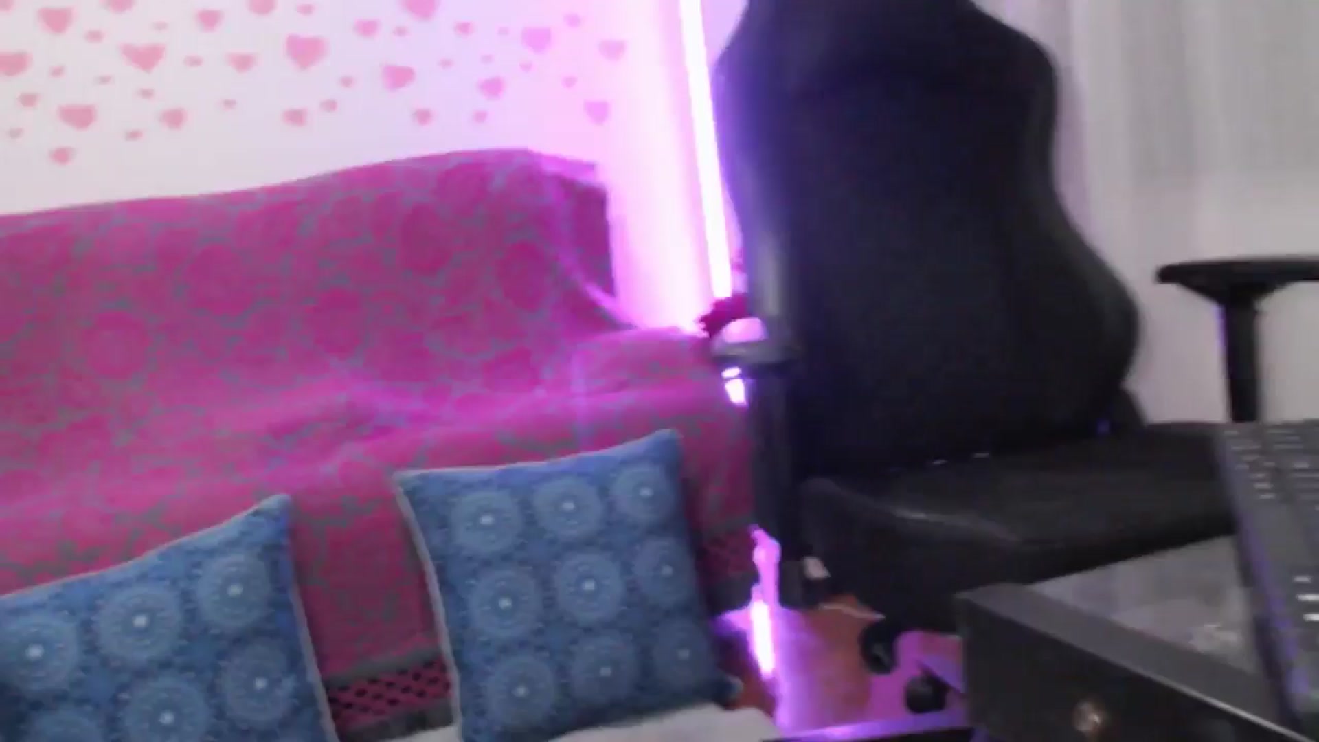 Gallery image thumbnail from lilynovak's myfreecams stream on, 12/28/2025, 12:20 image 6 of 20