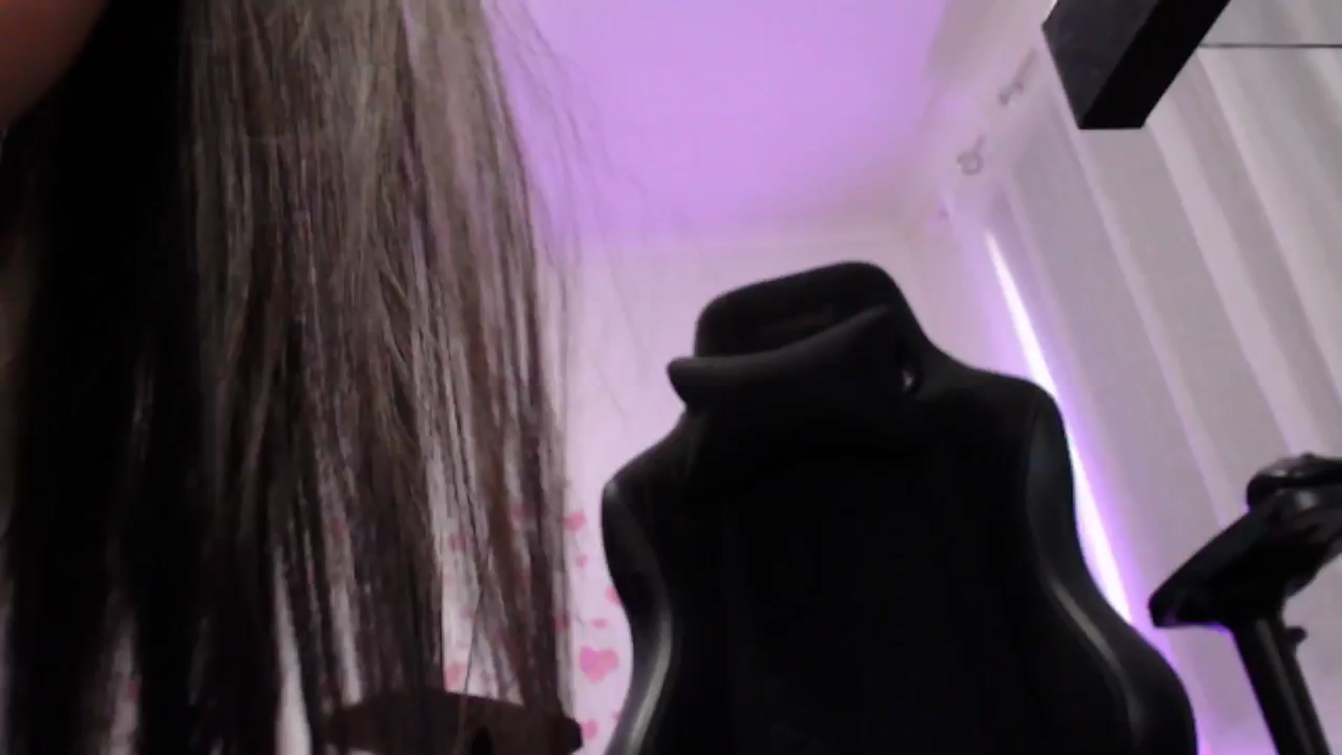 Gallery image thumbnail from lilynovak's myfreecams stream on, 12/30/2025, 01:25 image 19 of 20