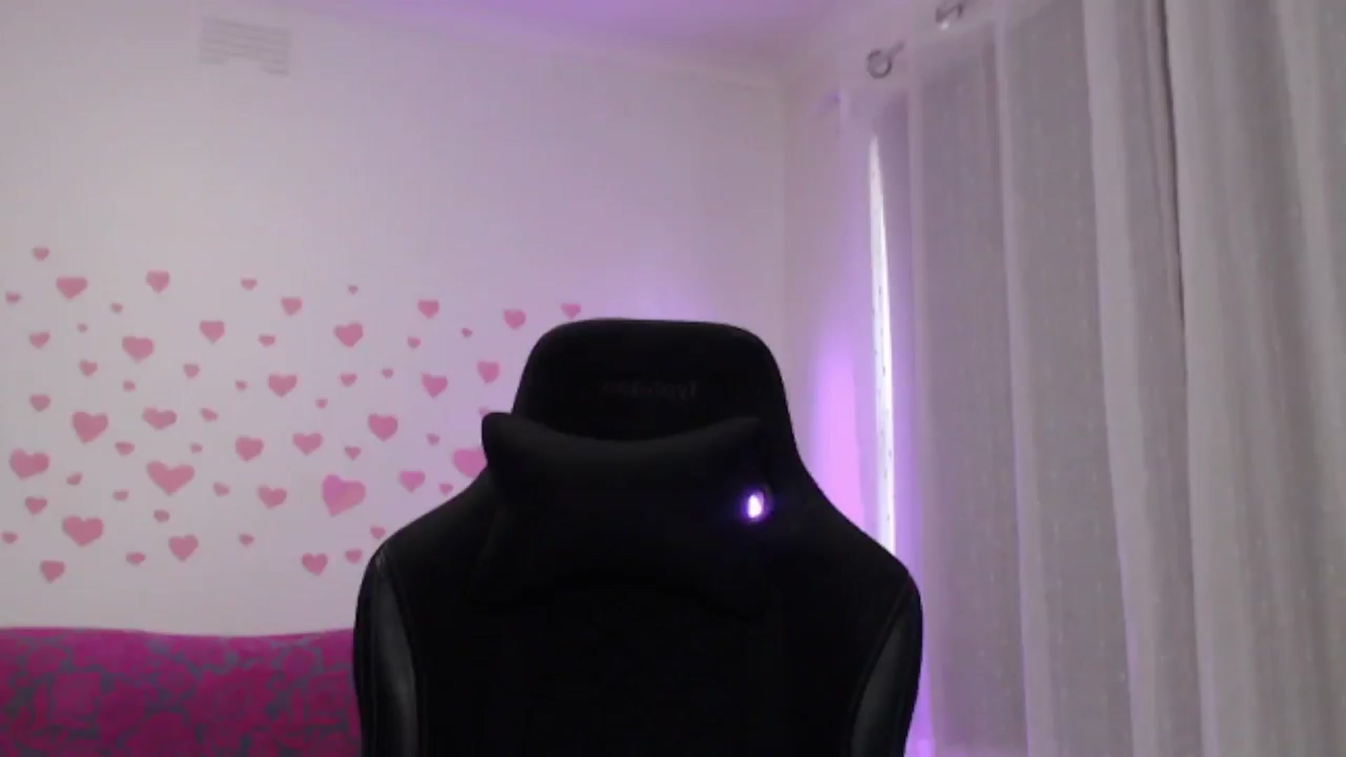 Gallery image thumbnail from lilynovak's myfreecams stream on, 12/30/2025, 01:25 image 20 of 20
