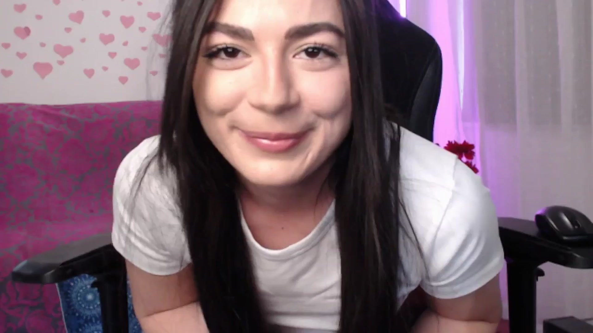 Gallery image thumbnail from lilynovak's myfreecams stream on, 12/31/2025, 08:03 image 13 of 20