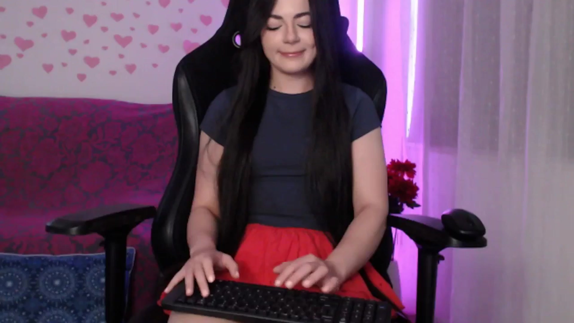 Gallery image thumbnail from lilynovak's myfreecams stream on, 01/08/2026, 24:17 image 3 of 20