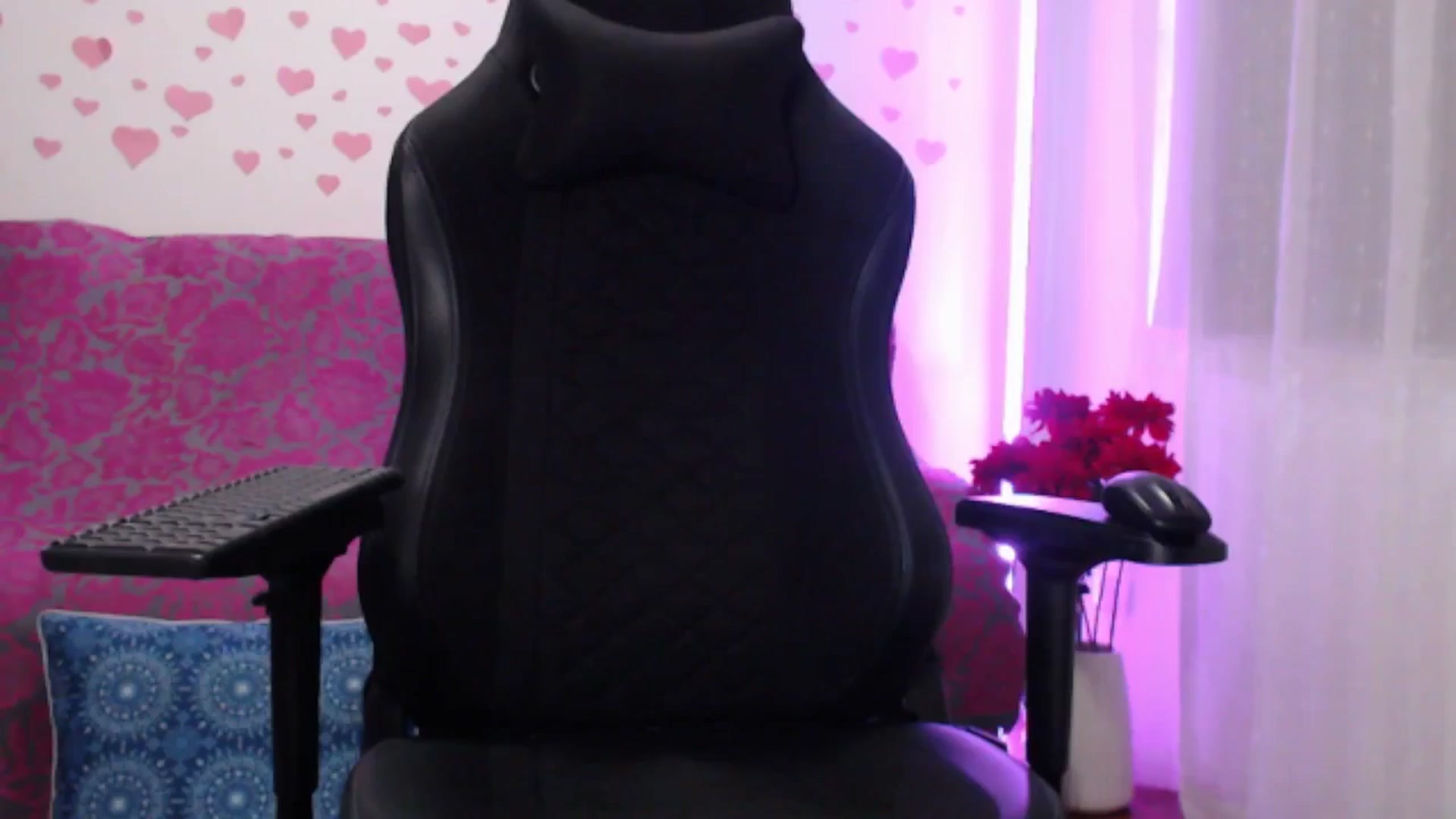 Gallery image thumbnail from lilynovak's myfreecams stream on, 01/10/2026, 23:35 image 13 of 20