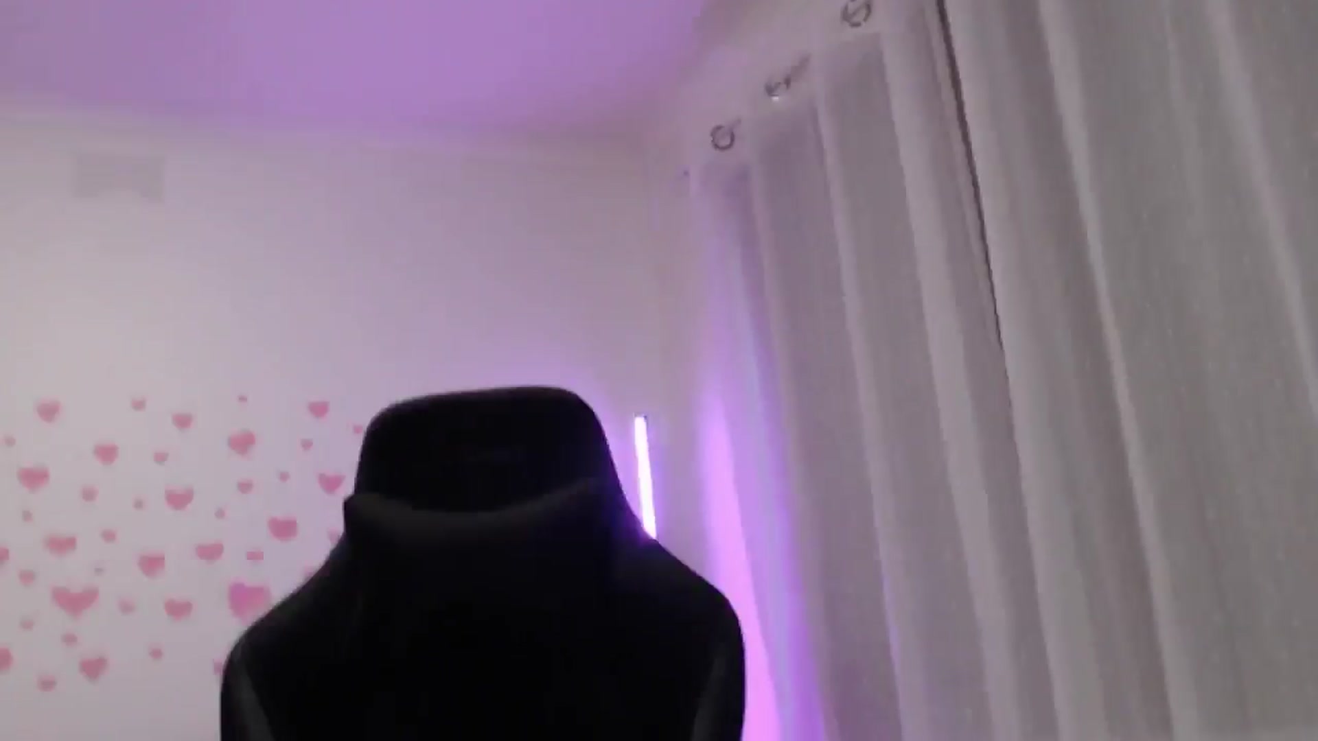 Gallery image thumbnail from lilynovak's myfreecams stream on, 01/11/2026, 09:57 image 15 of 20