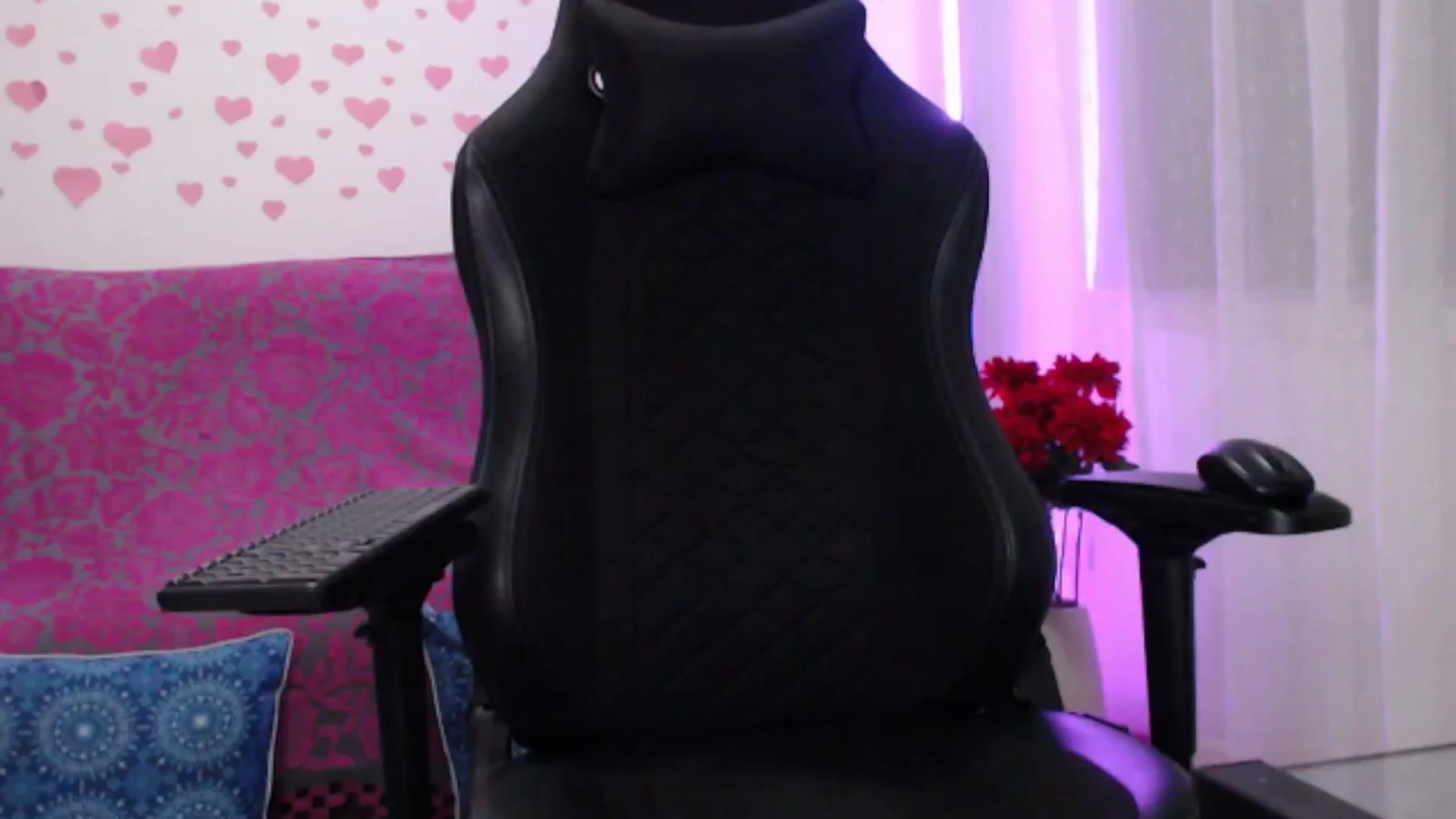 Gallery image thumbnail from lilynovak's myfreecams stream on, 01/12/2026, 06:41 image 10 of 20