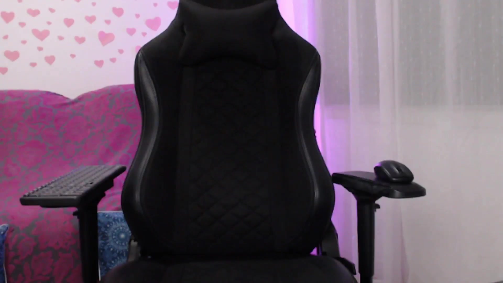 Gallery image thumbnail from lilynovak's myfreecams stream on, 01/21/2026, 08:31 image 20 of 20